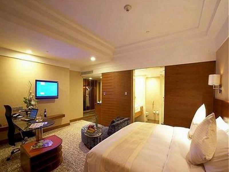 Crowne Plaza City Center Ningbo — photo 4