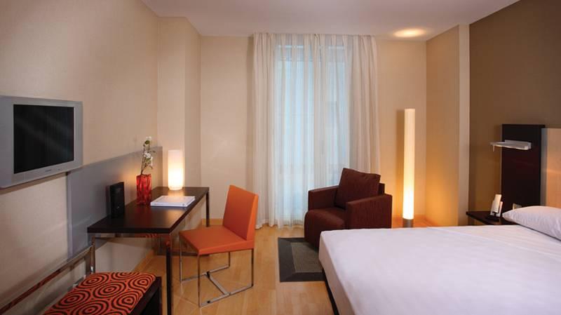 Hotel ILUNION Auditori — photo 5