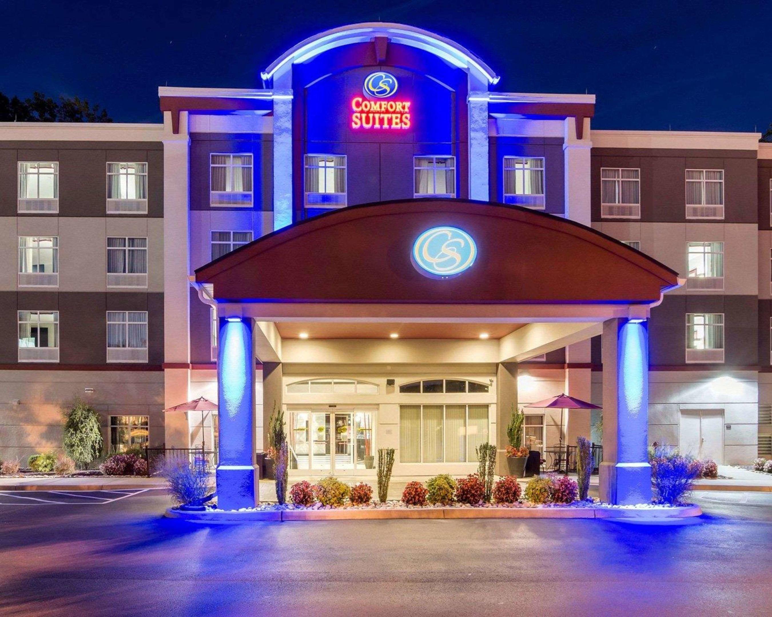 Comfort Suites Bypass — photo 3