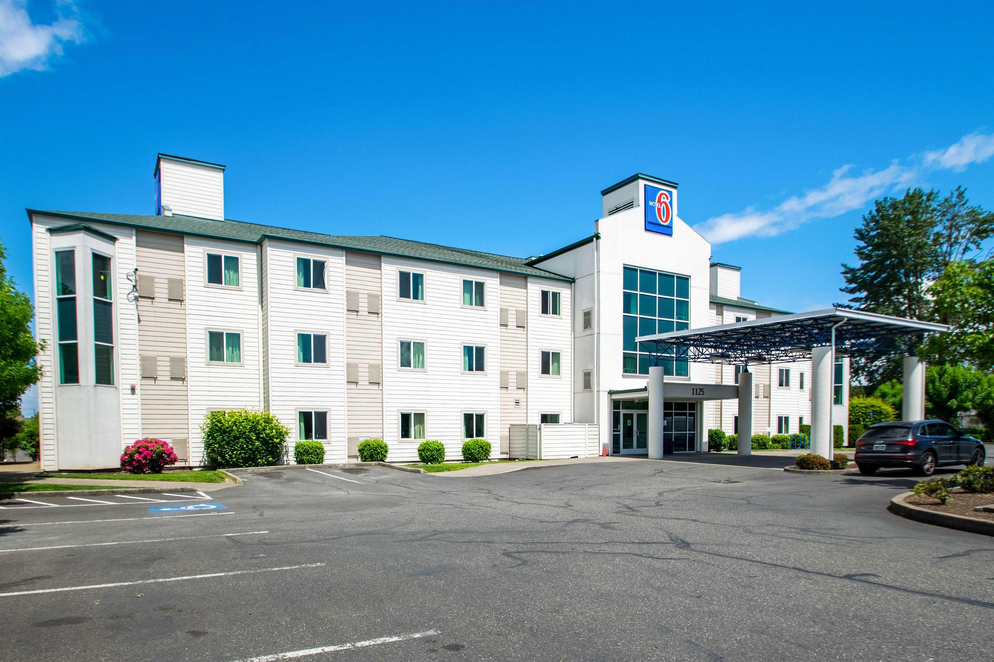 Motel 6 Portland North — photo 4