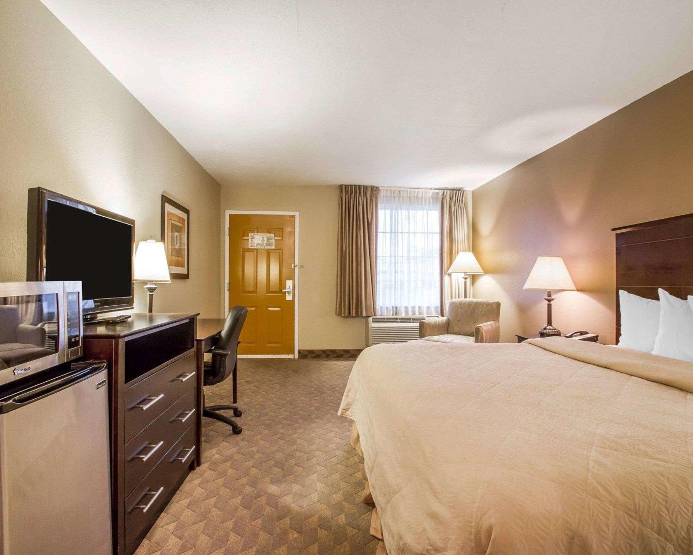 Quality Inn & Suites Greenville — photo 5
