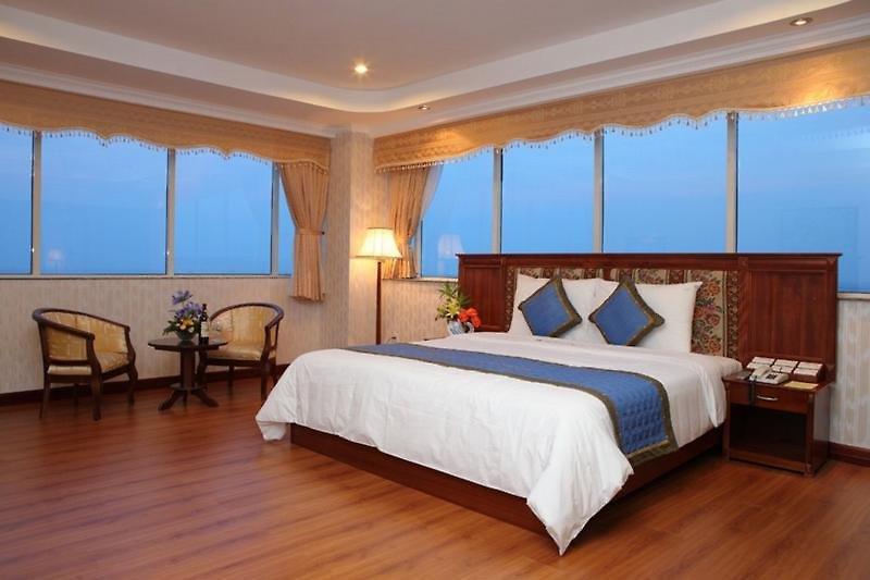 One Opera Danang Hotel — photo 4