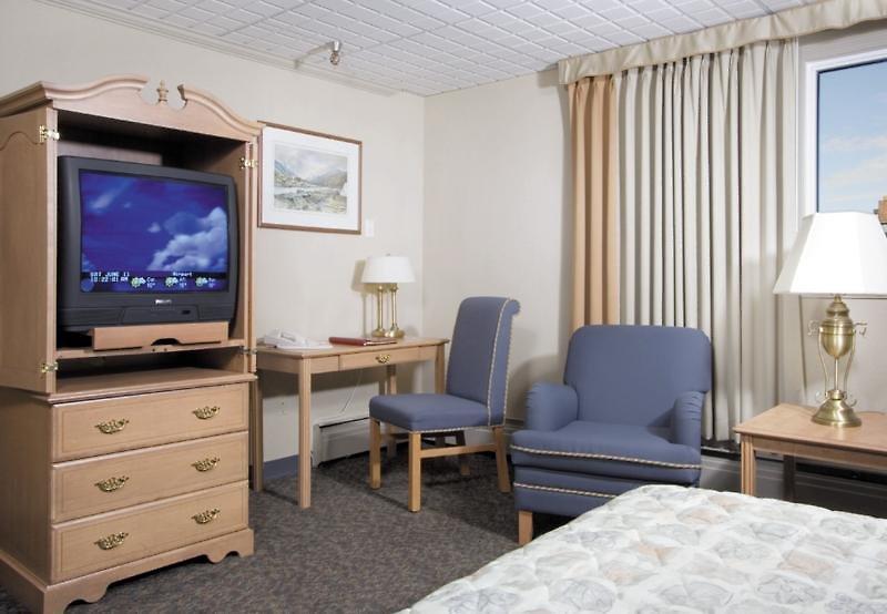 Westmark Whitehorse Hotel & Conference Center — photo 3
