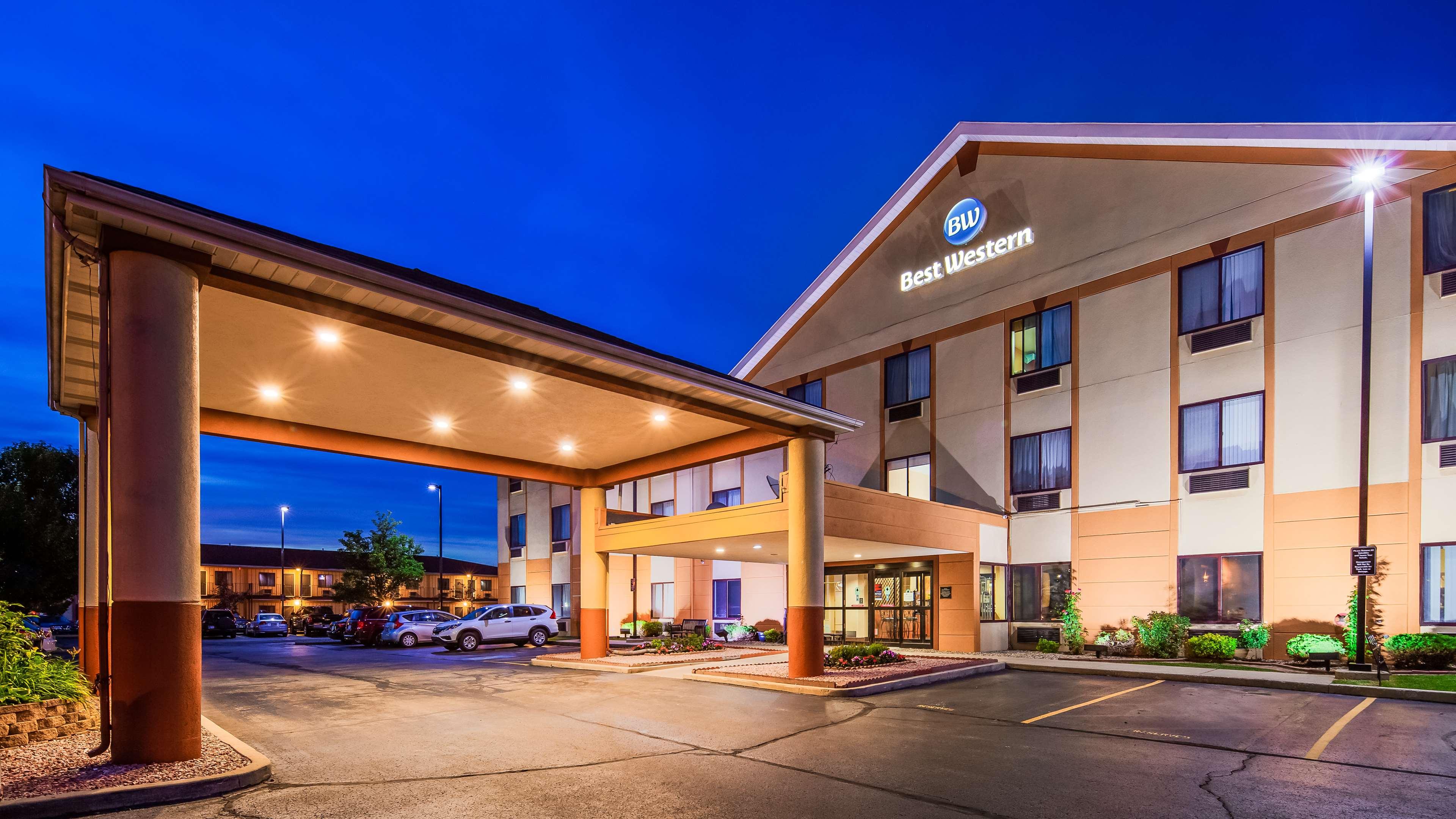 Best Western Inn & Suites of Merrillville — photo 4