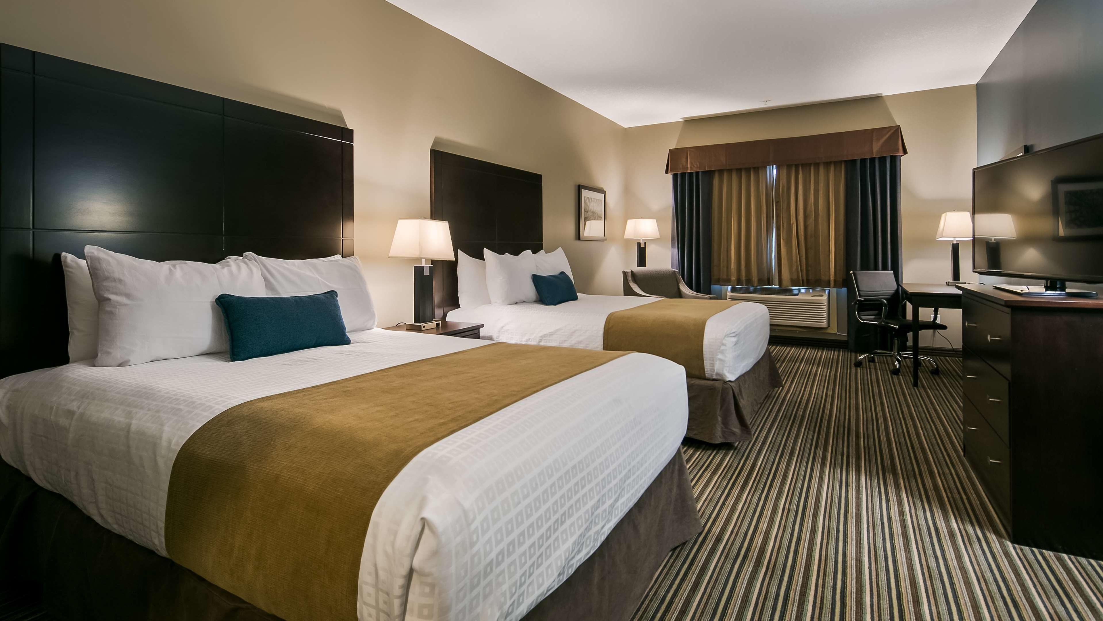 Best Western Plus Fort Saskatchewan Inn & Suites — photo 4