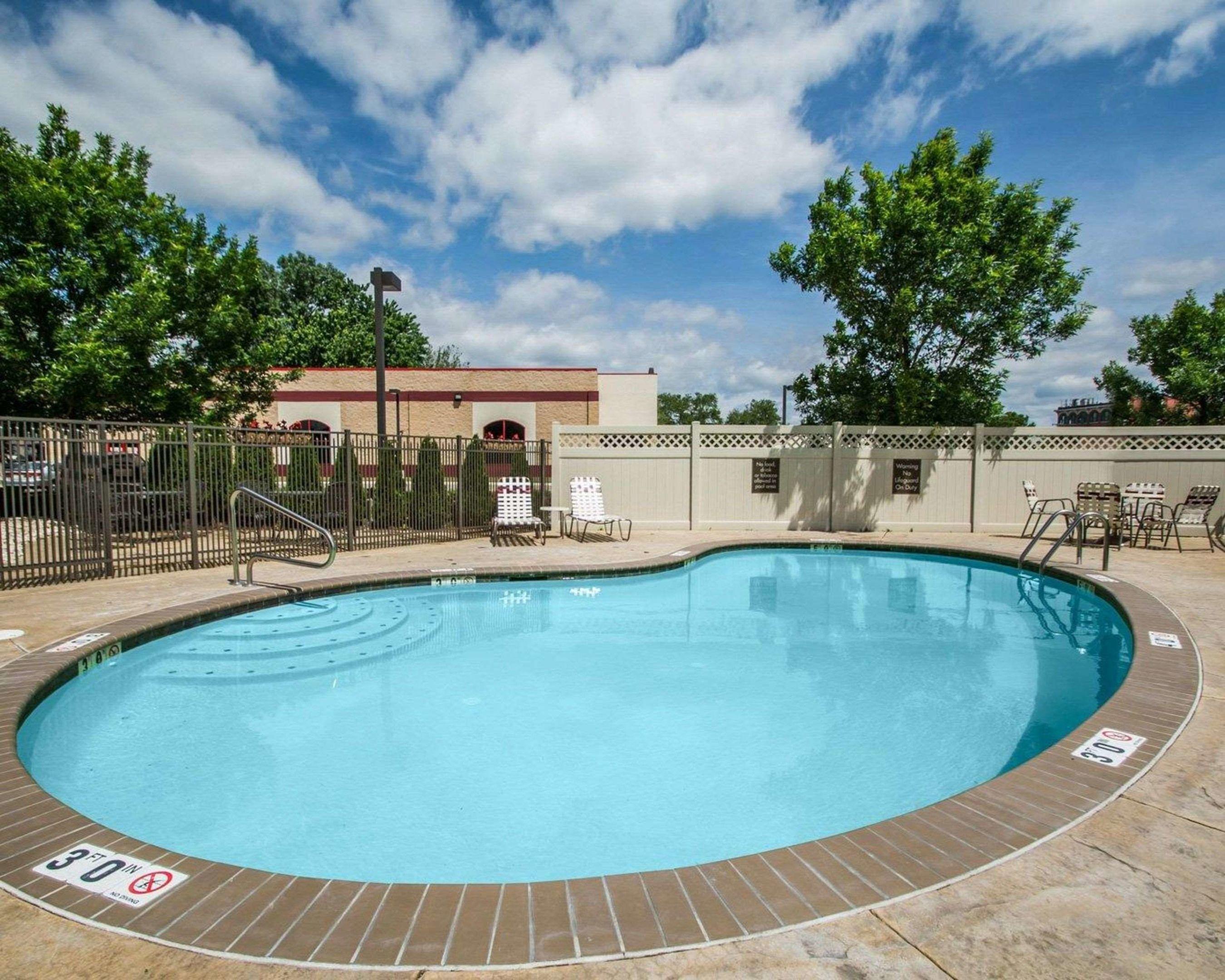 Quality Inn & Suites NJ State Capital Area — photo 4
