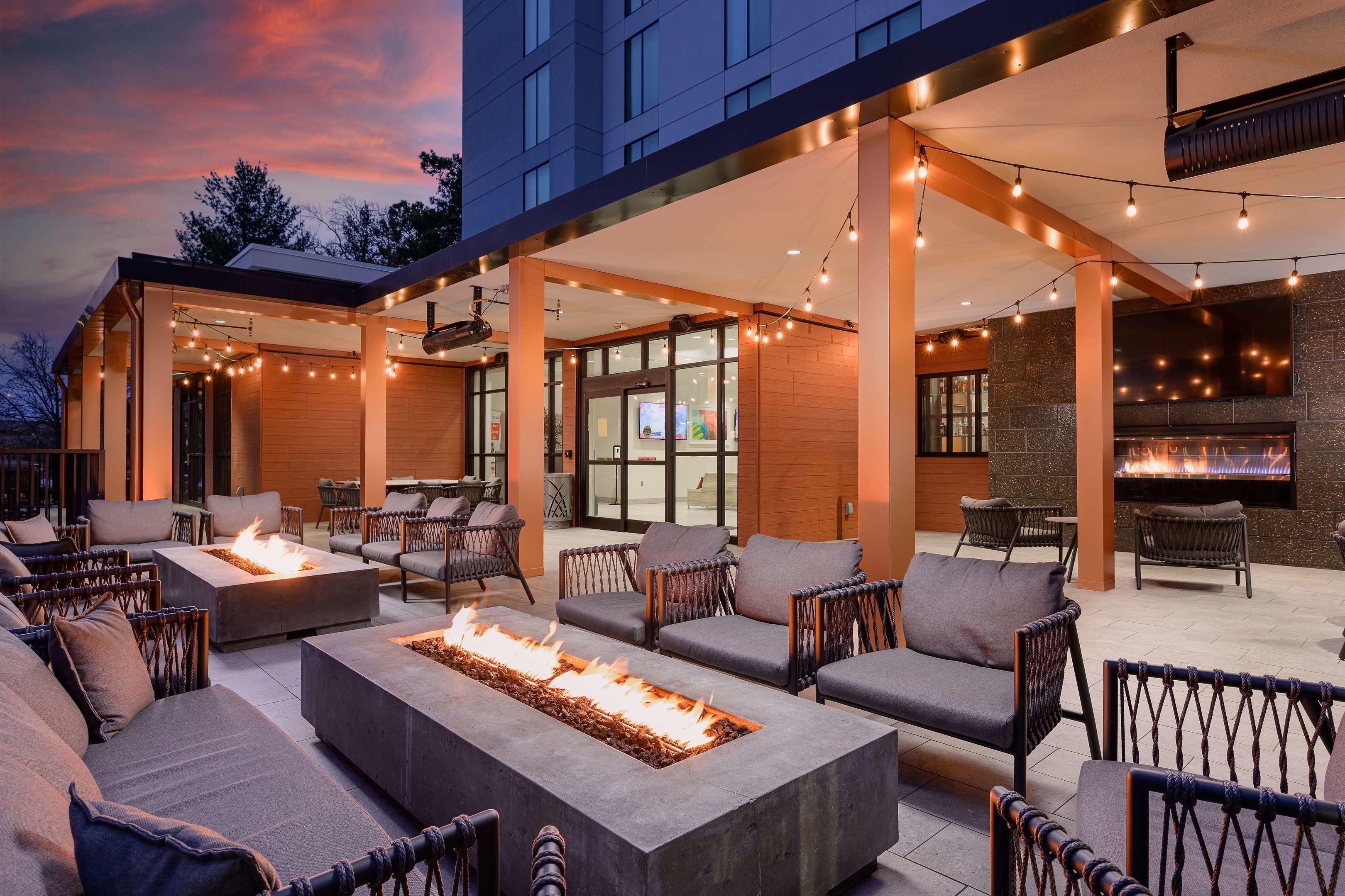 Hilton Garden Inn Knoxville Papermill Drive — photo 3