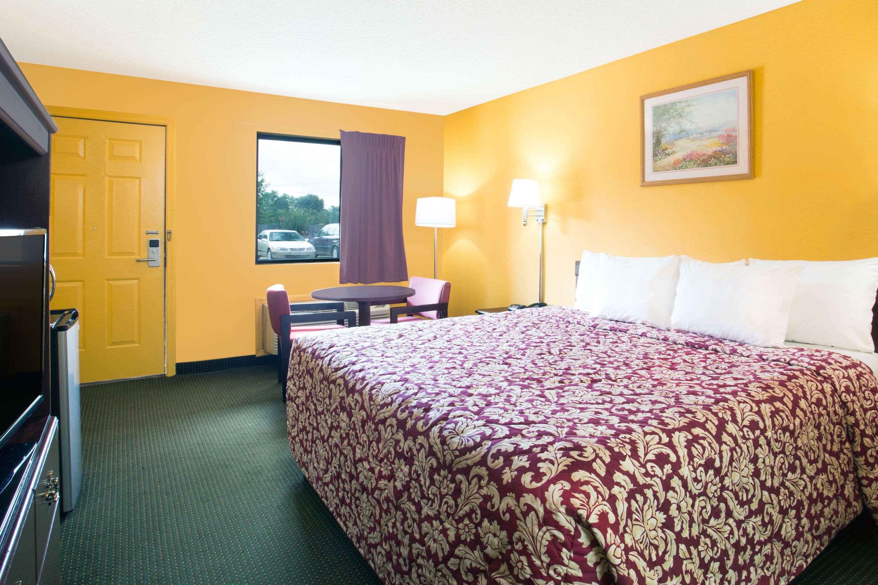 Days Inn Camilla — photo 5