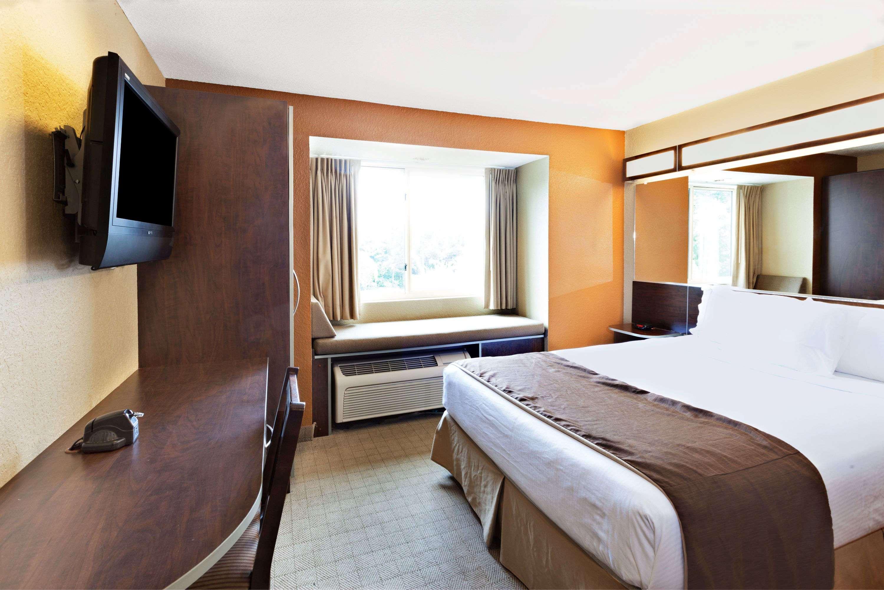 Microtel Inn & Suites by Wyndham Woodstock/Atlanta North — photo 4