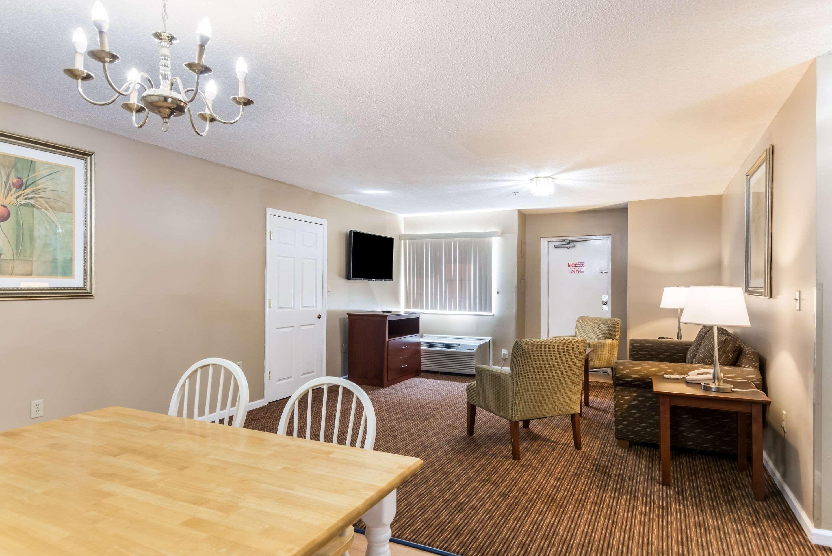Quality Inn — photo 4