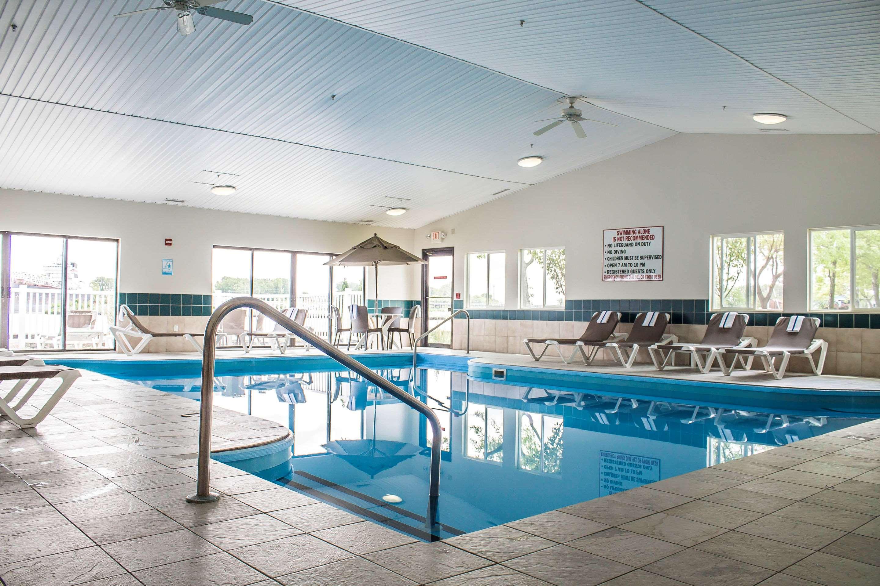 Comfort Inn River's Edge — photo 4