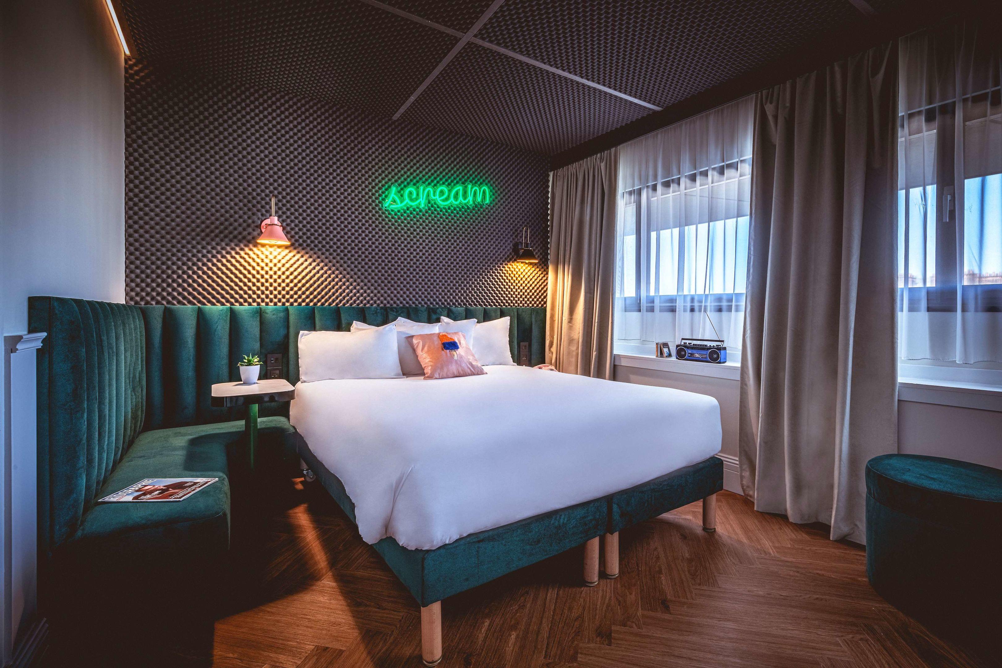 Remix Hotel — photo 5