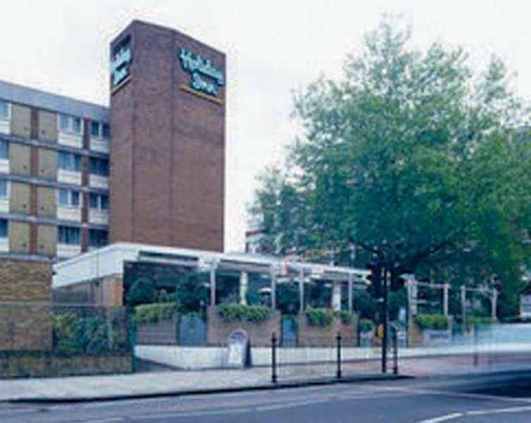 Premier Inn London Hampstead — photo 3