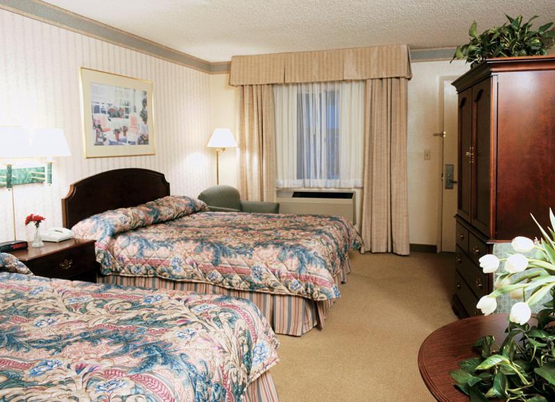 Days Inn San Diego Hotel Circle Near SeaWorld — photo 3