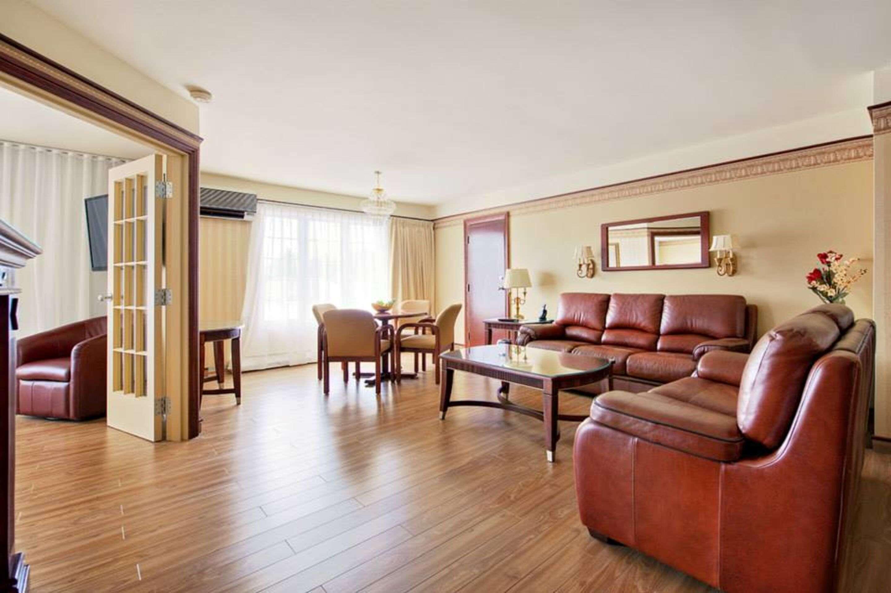 Hotel Les Suites De Laviolette — photo 5