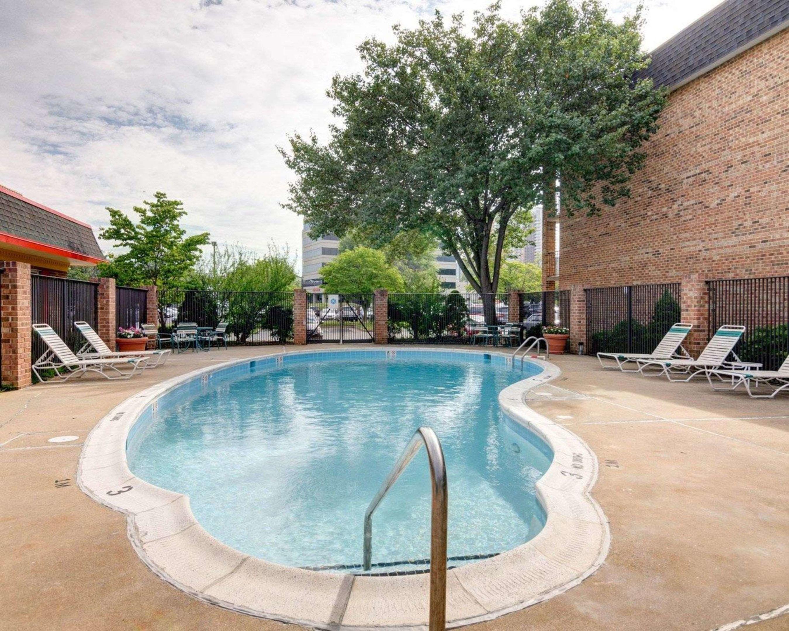 Quality Inn Tysons Corner — photo 4