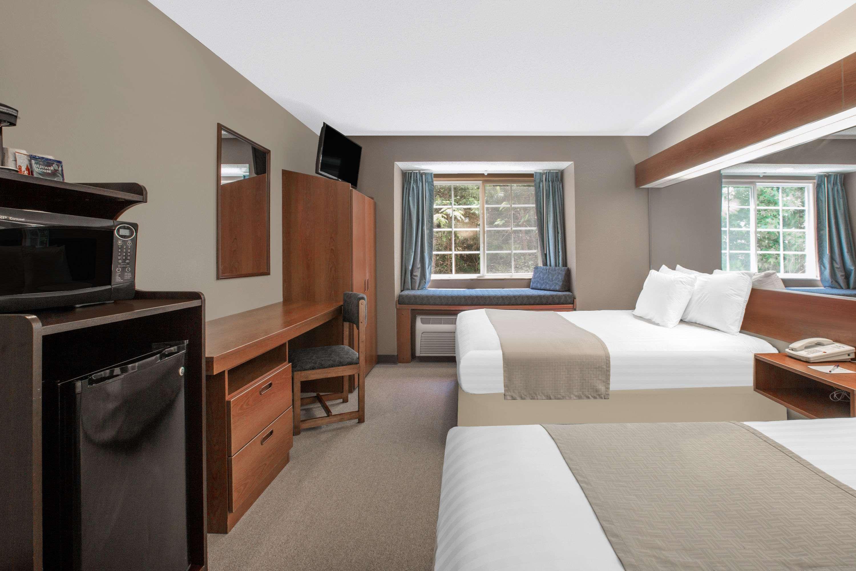 Microtel Inn & Suites by Wyndham Gardendale — photo 4