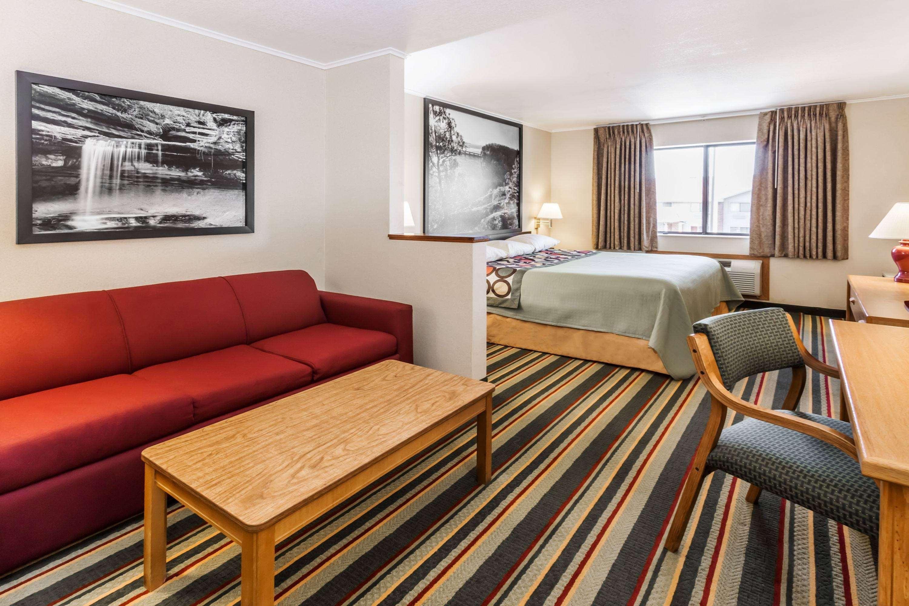 Super 8 by Wyndham Ottawa Starved Rock — photo 5