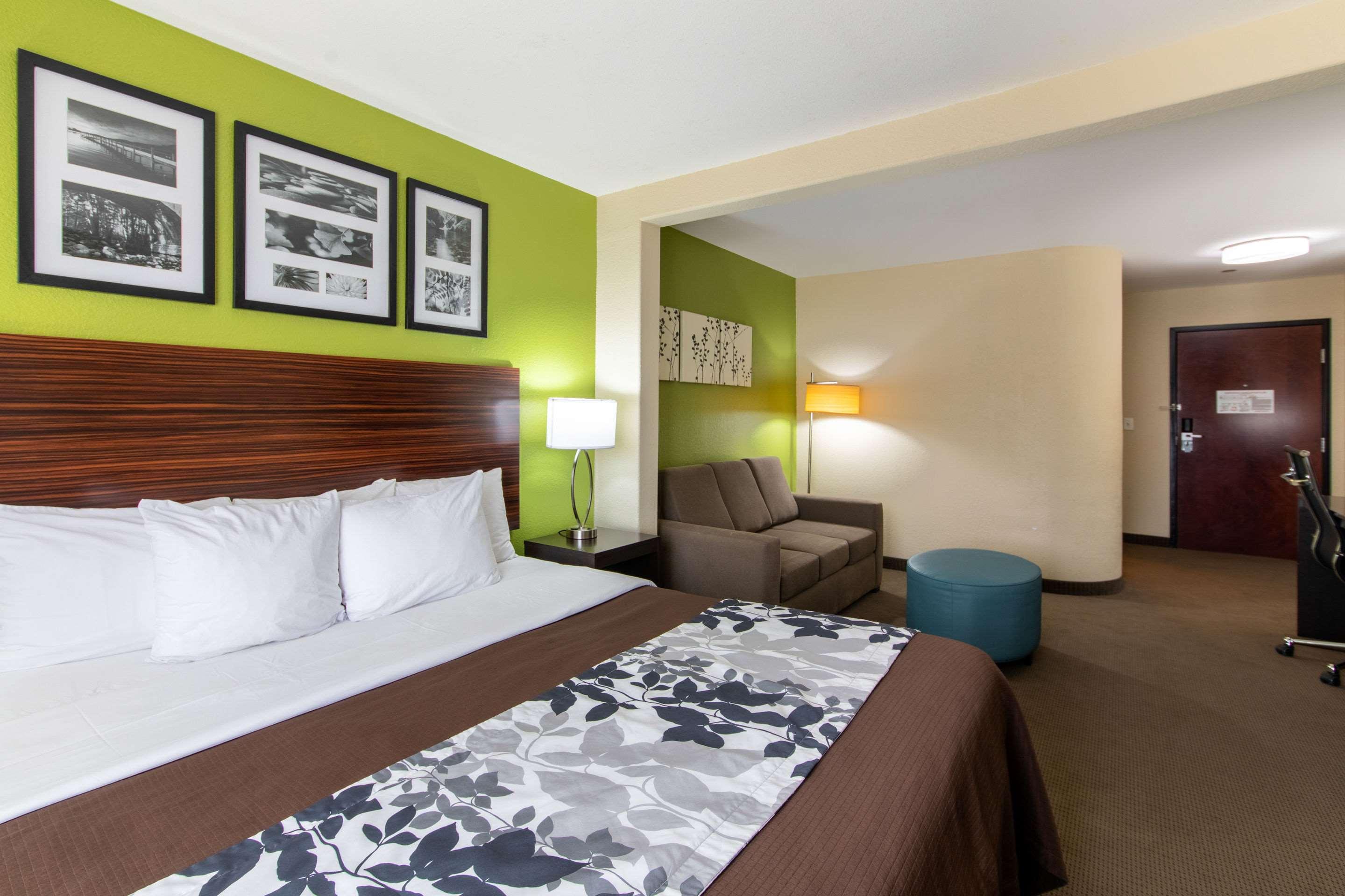 Sleep Inn & Suites — photo 5