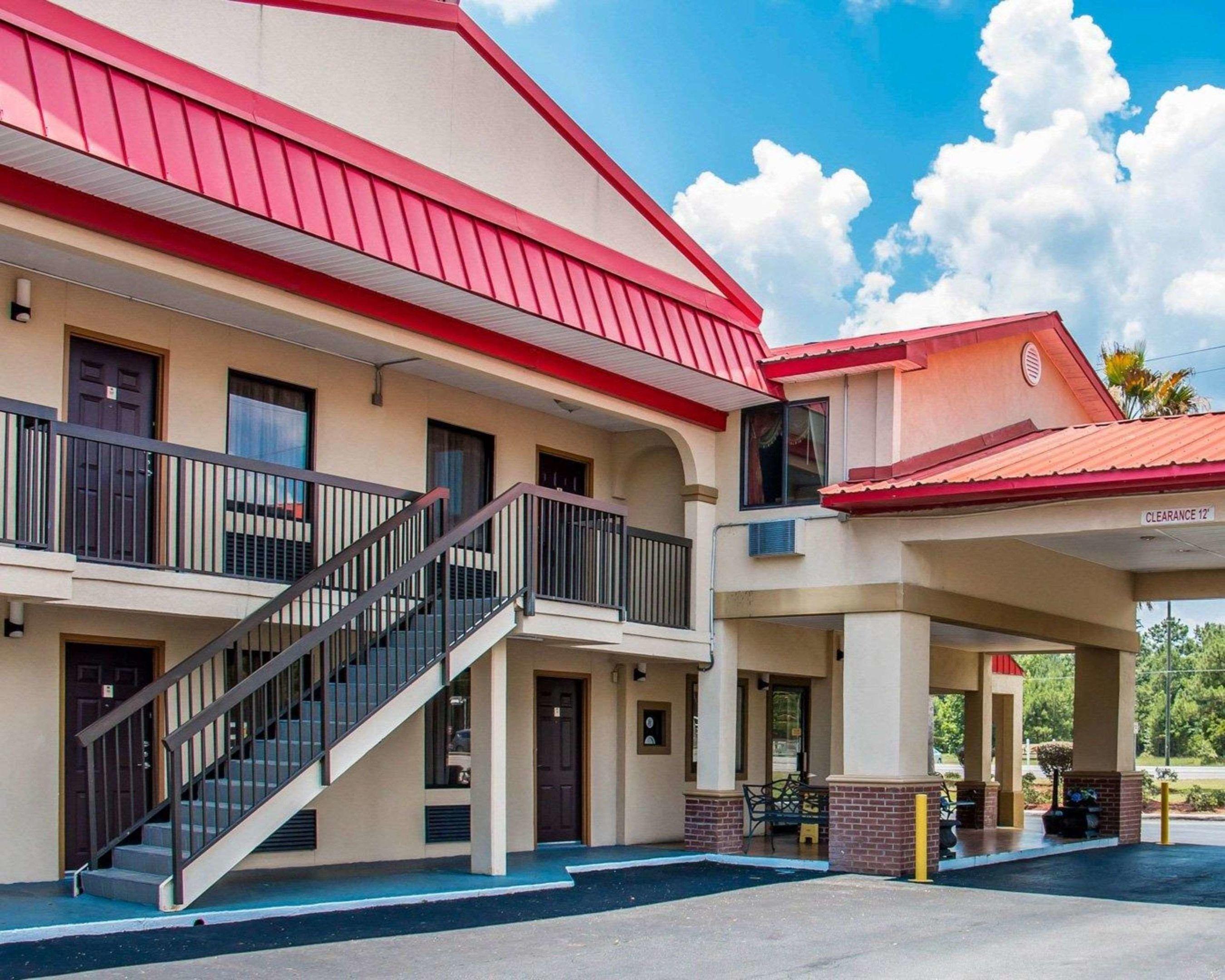 Econo Lodge Richmond Hill — photo 5