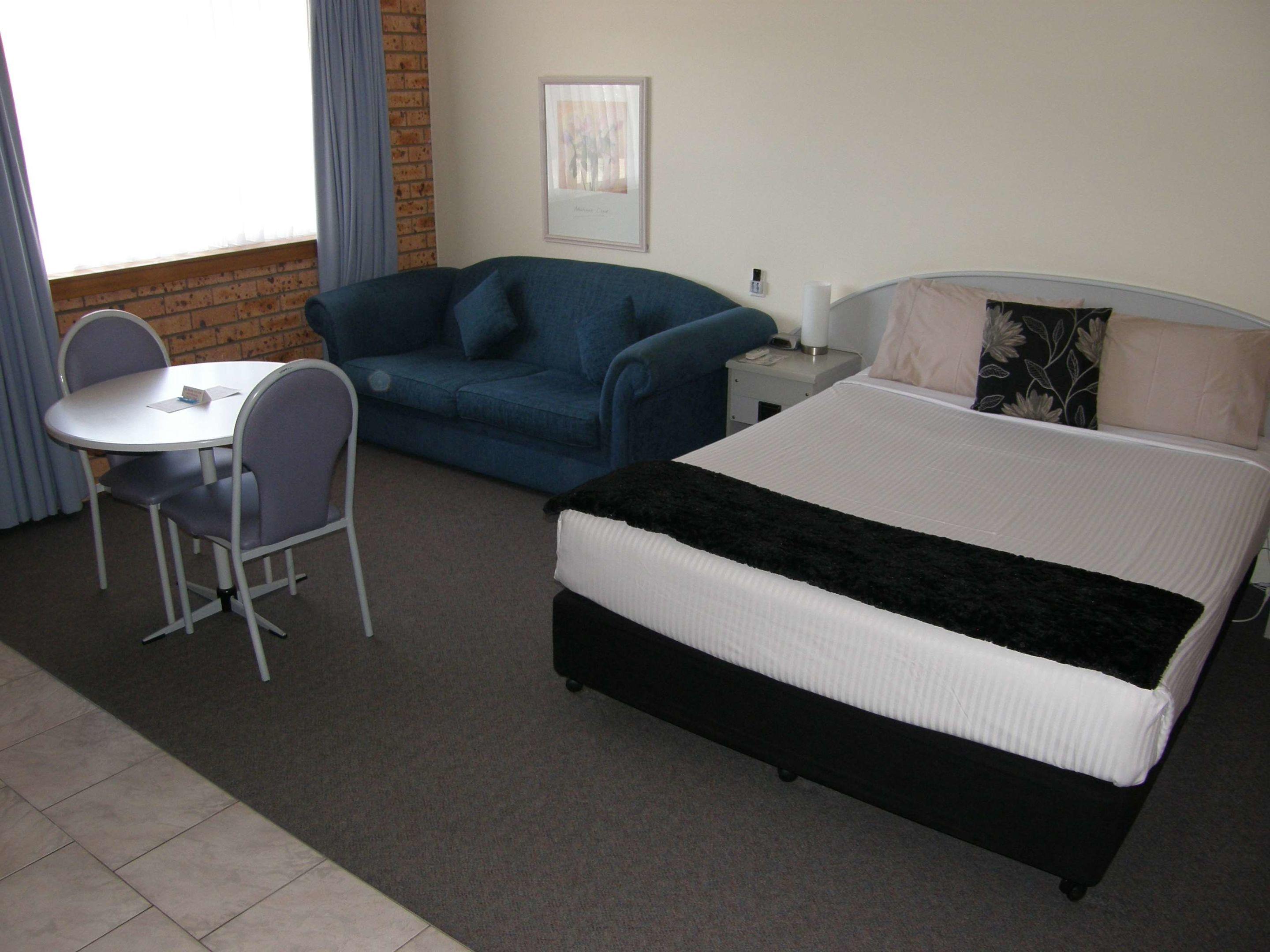 SureStay Hotel by Best Western Blue Diamond Motor Inn — photo 5