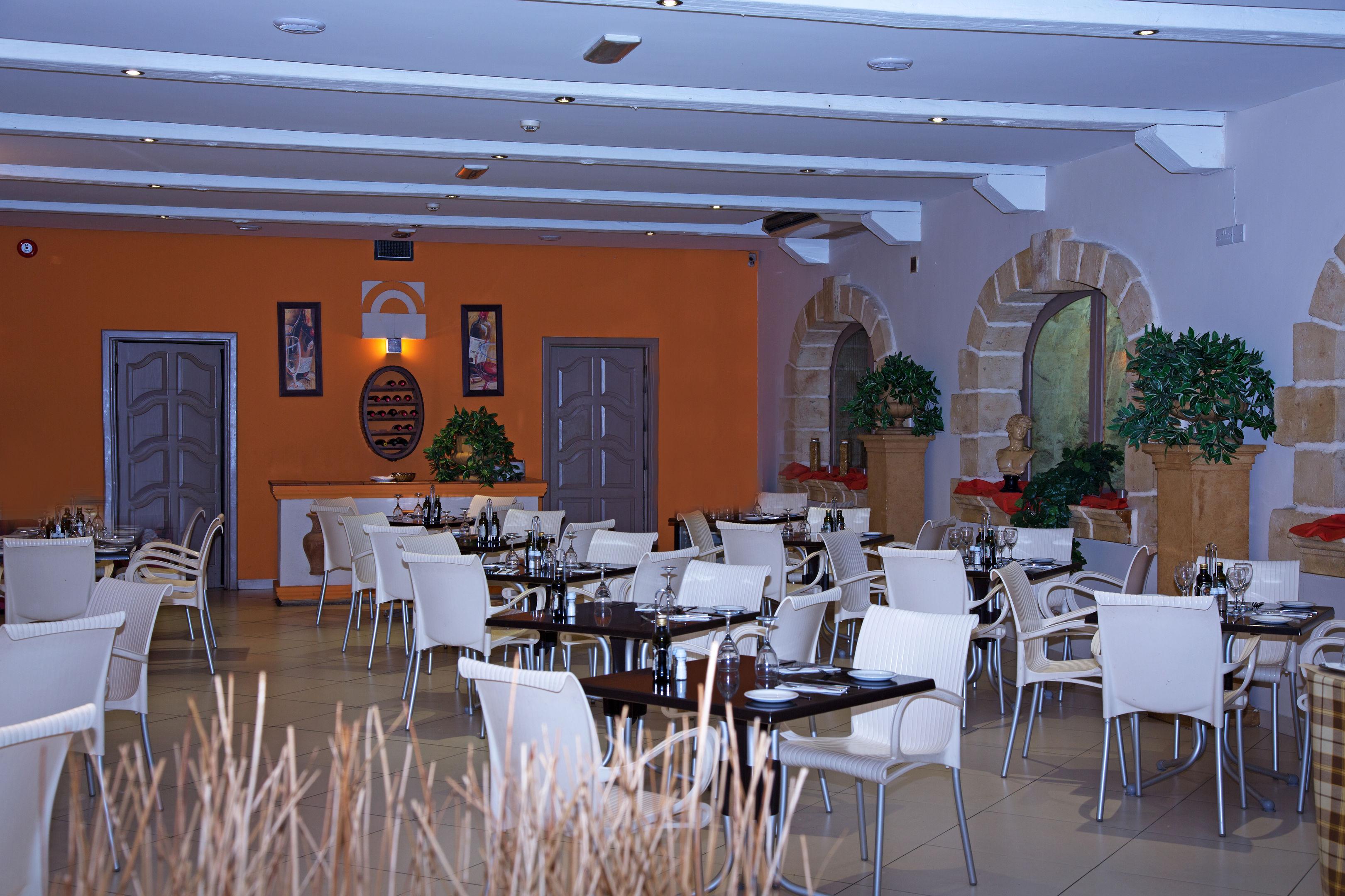 White Dolphin Holiday Complex — photo 5
