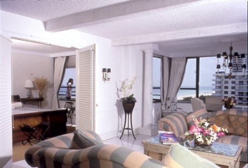 The Alexander All Suite Oceanfront Resort — photo 5