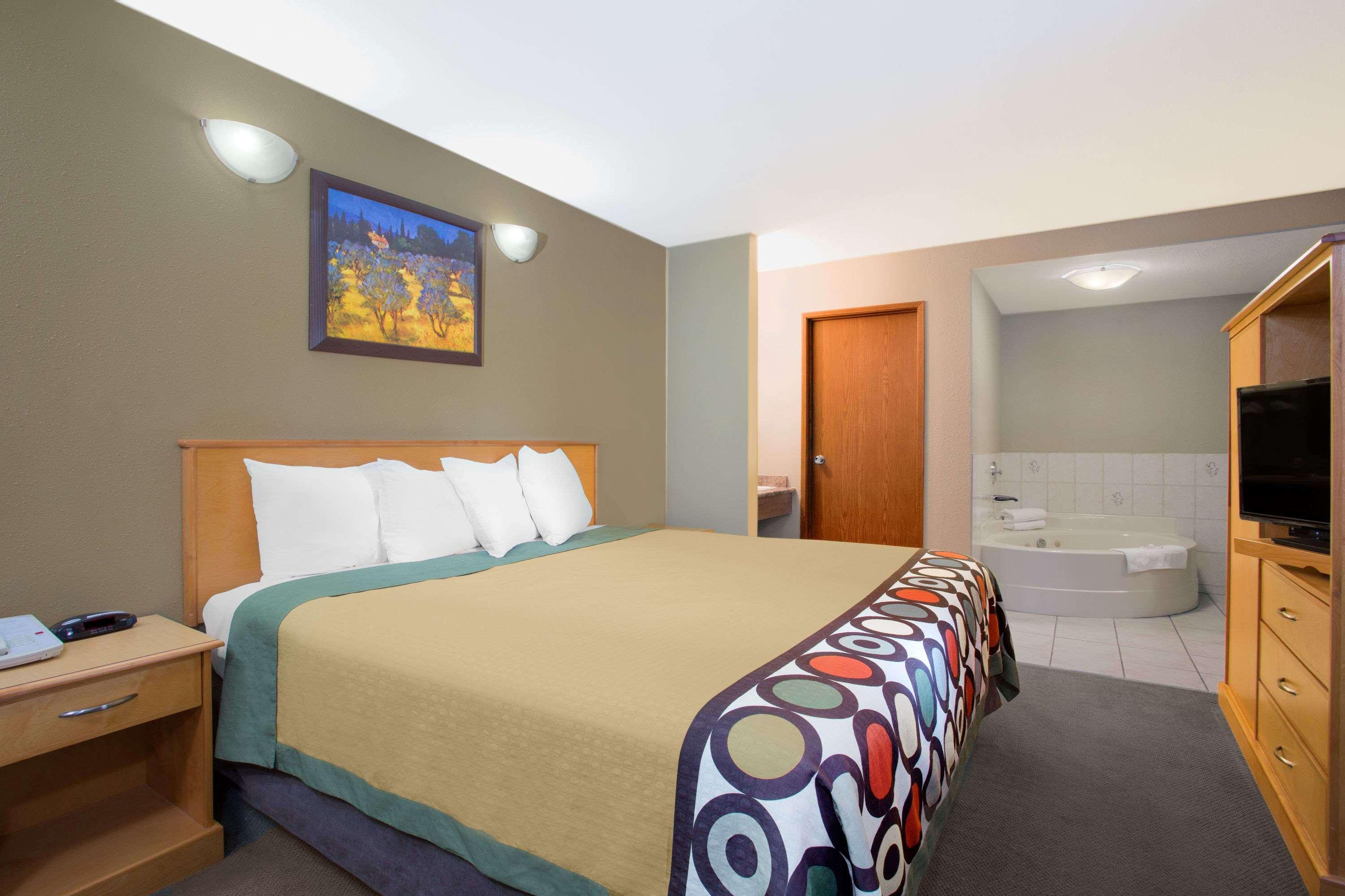 Super 8 by Wyndham Osoyoos — photo 4
