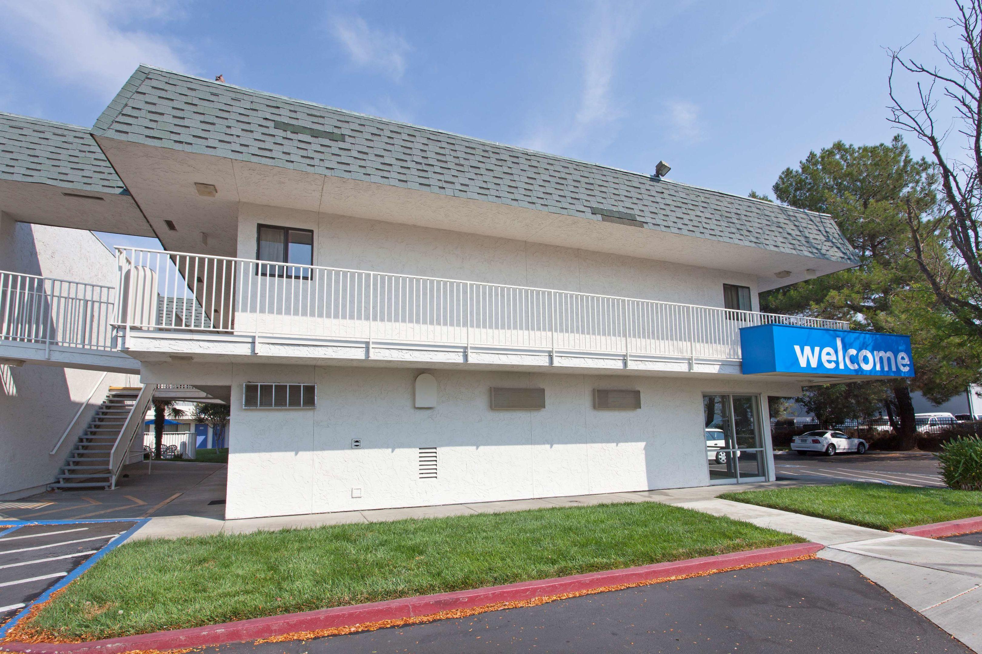 Motel 6 Davis - Sacramento Area — photo 5