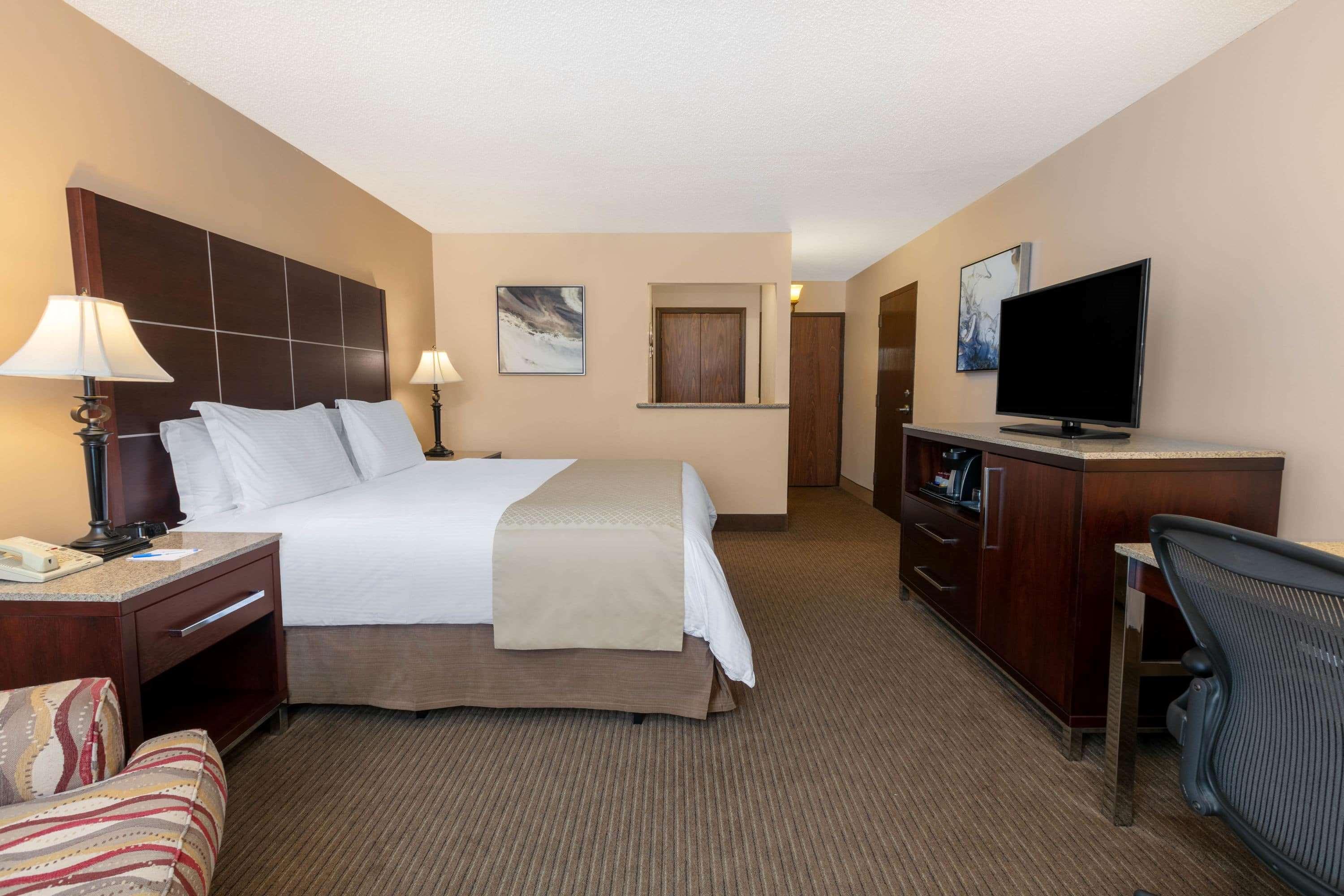 Wyndham Riverfront Little Rock — photo 5