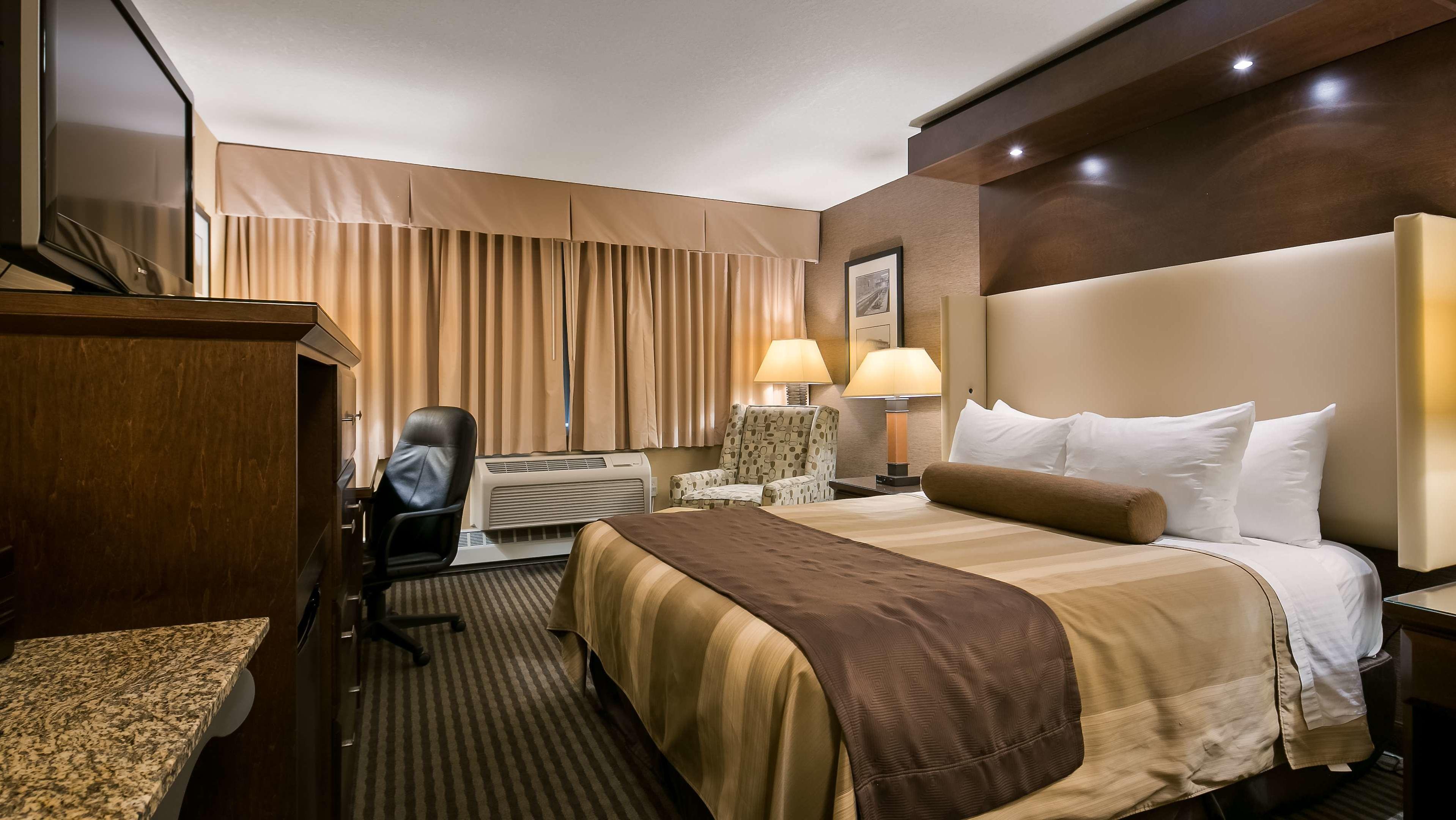 Best Western Premier Denham Inn & Suites — photo 3