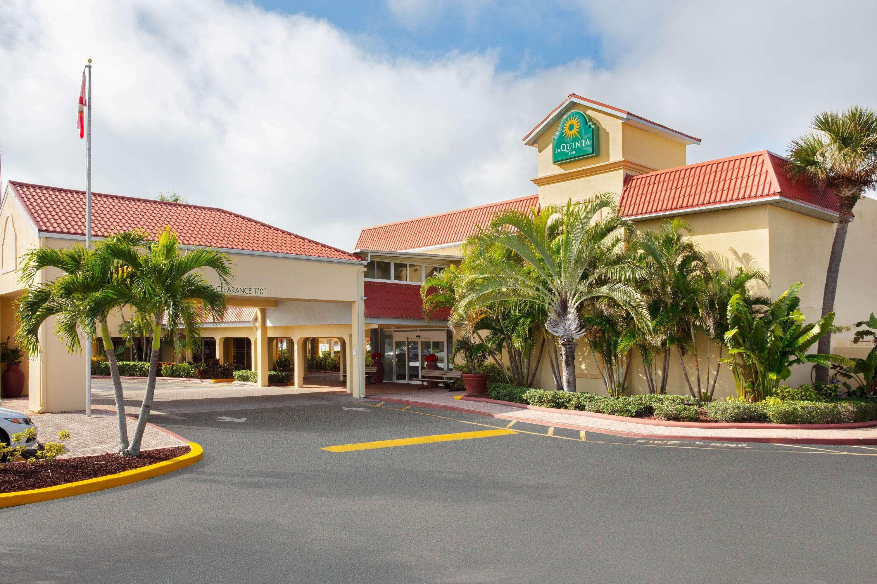 La Quinta Inn Cocoa Beach - Port Canaveral — photo 3