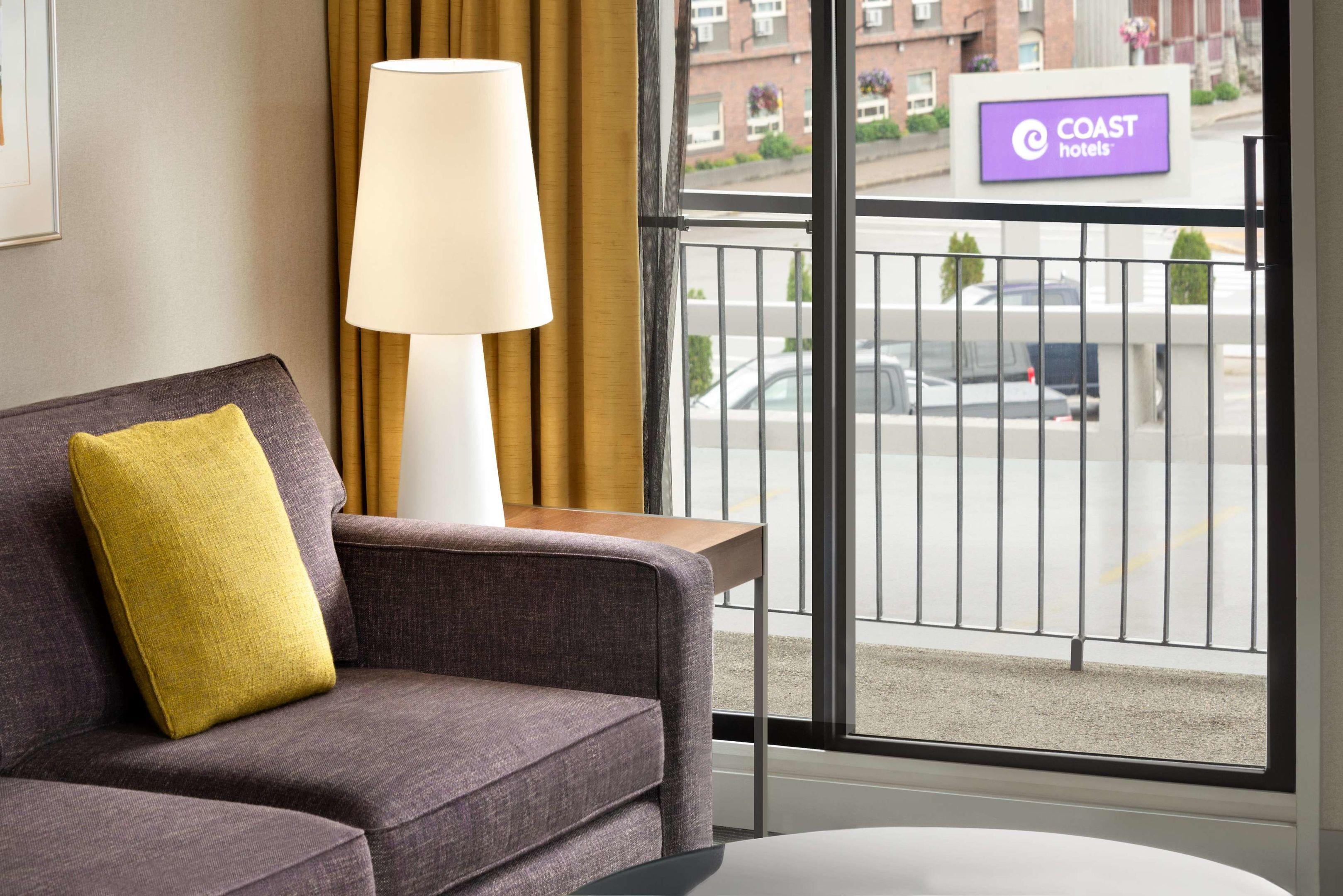 Coast Prince George Hotel by APA — photo 4