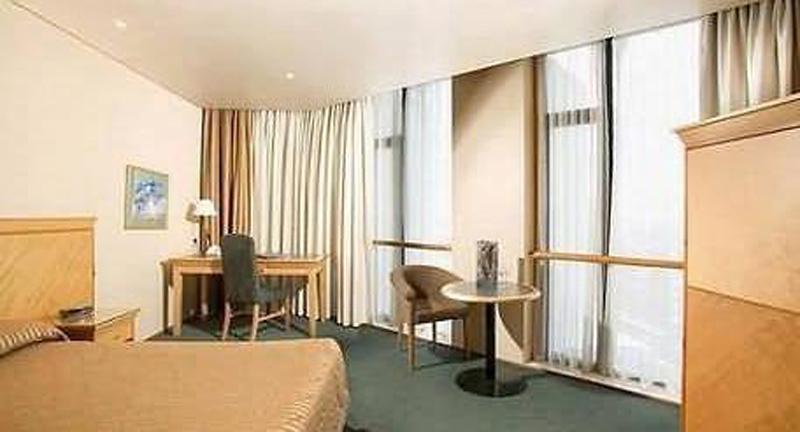 Holiday Inn City Centre — photo 3