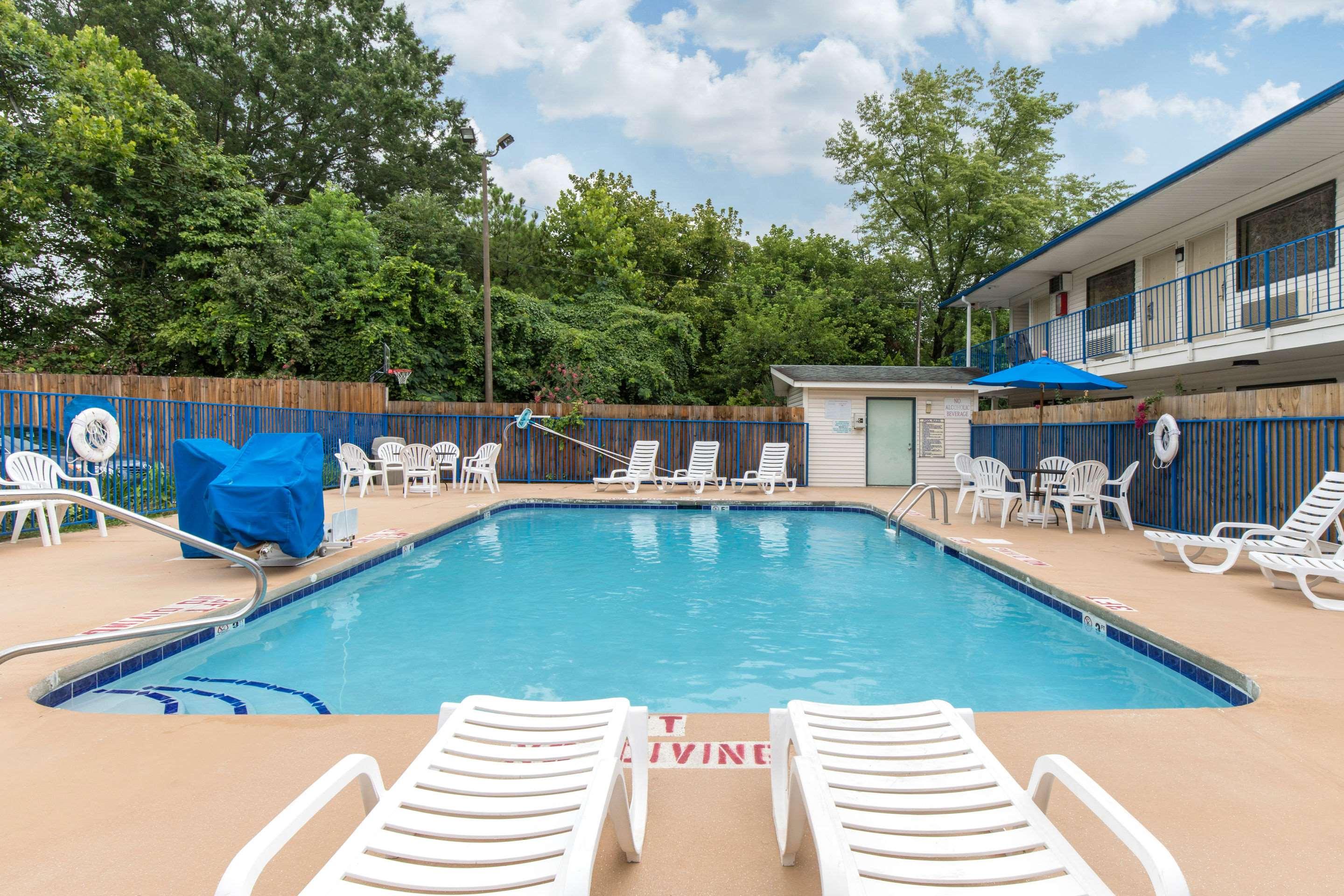 Rodeway Inn — photo 4