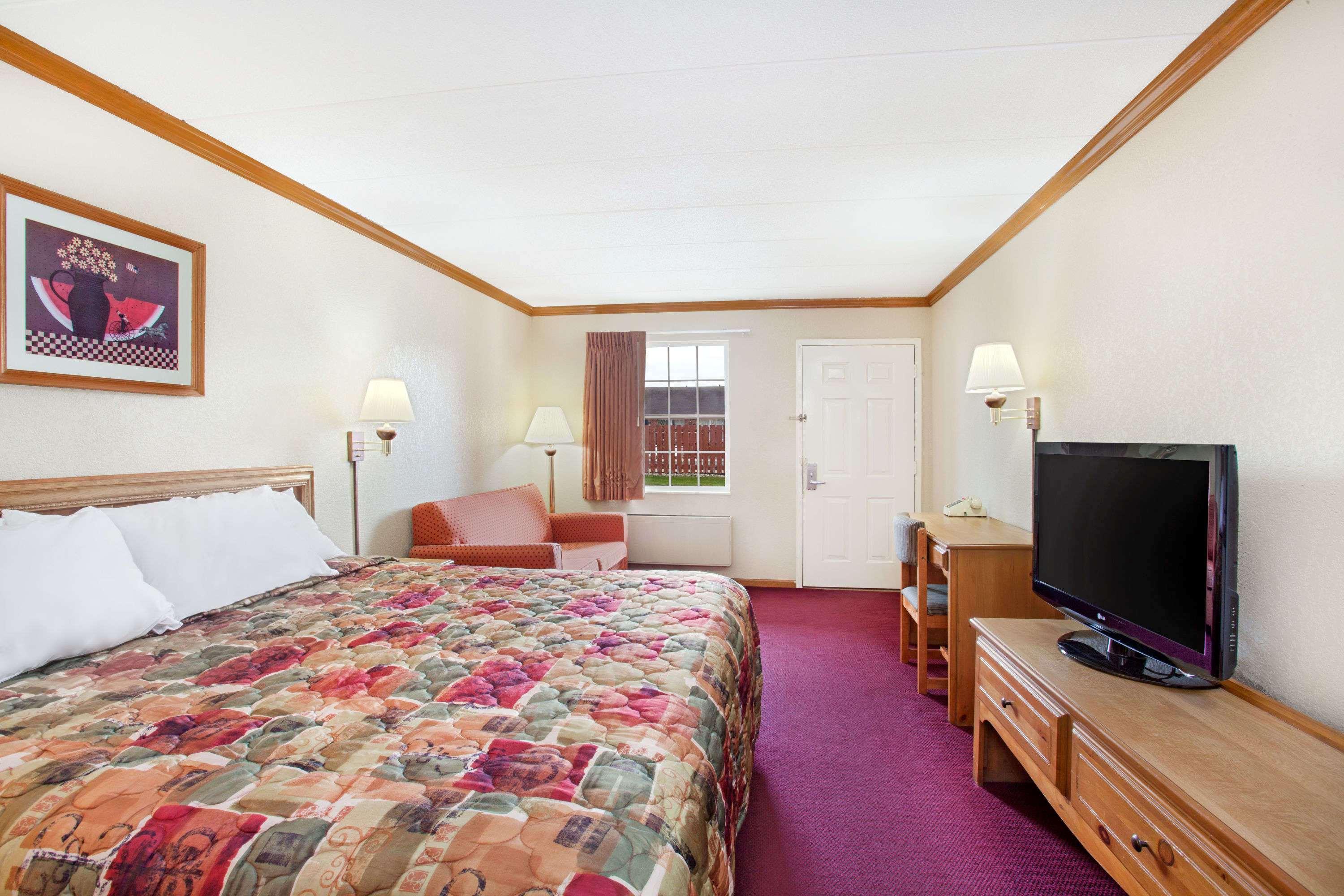 Days Inn Auburn — photo 4