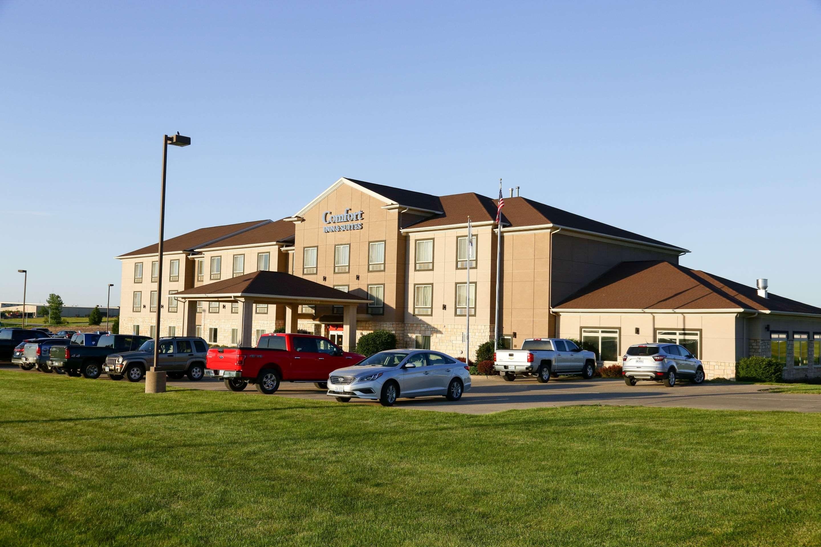 Comfort Inn & Suites — photo 3