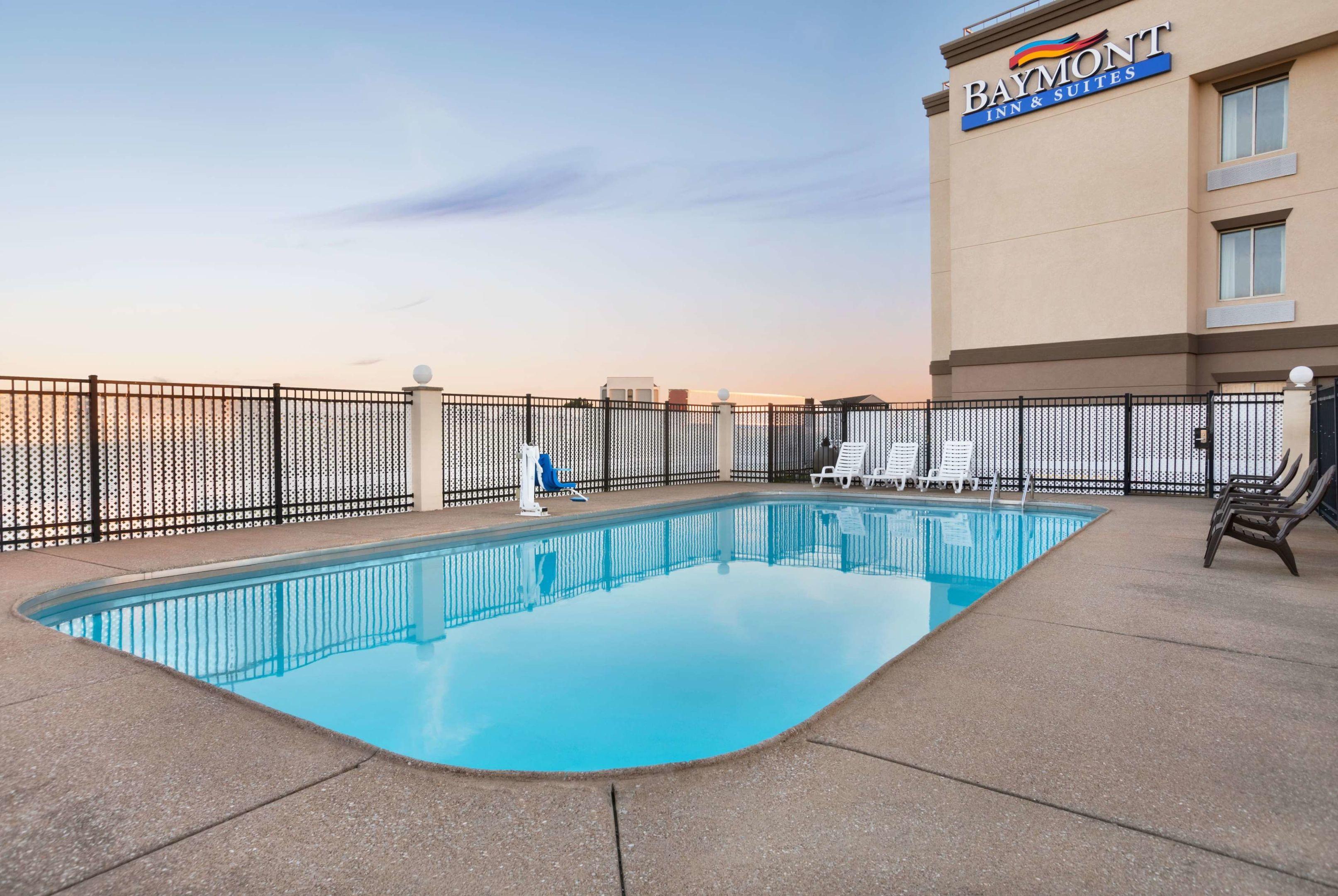 Baymont Inn and Suites Evansville East — photo 3