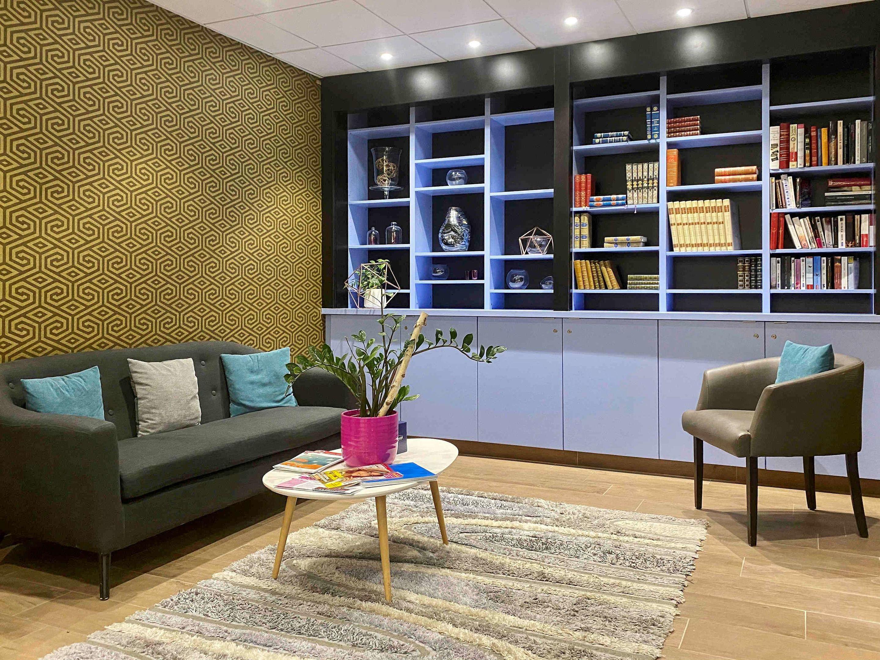 Mercure Bale Mulhouse Aeroport — photo 3
