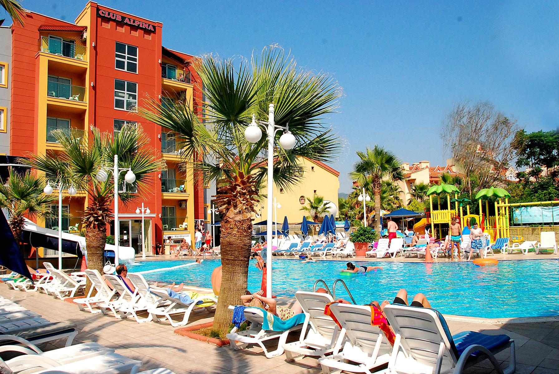Club Alpina Apartments Hotel — photo 4