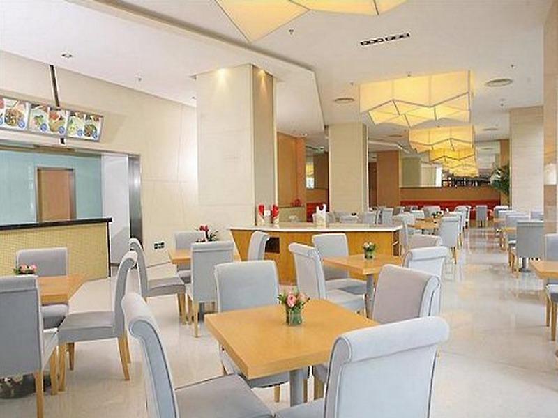 Q Box Hotel Shanghai Meilong — photo 4