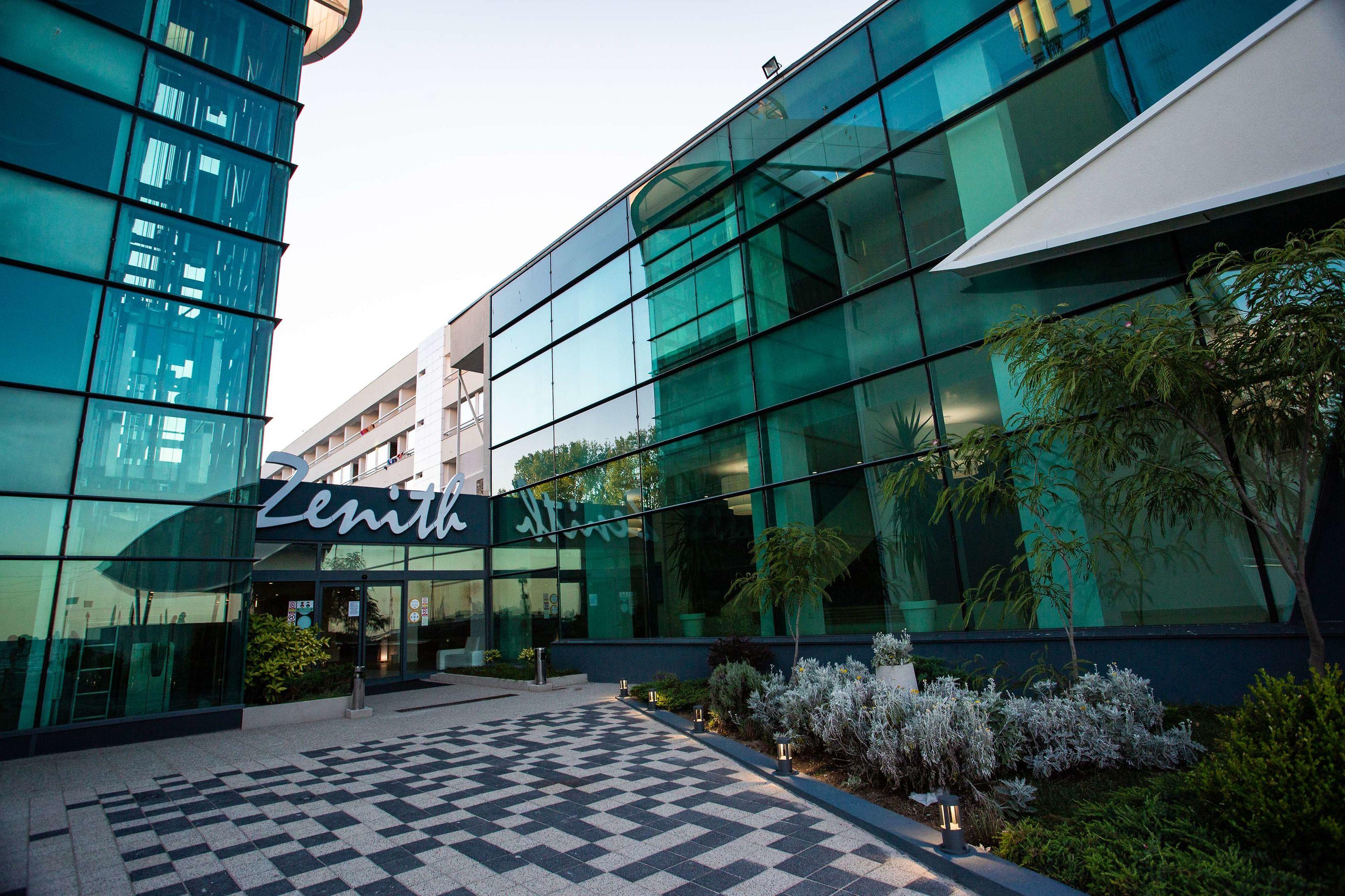 Zenith Conferece & Spa Hotel — photo 4