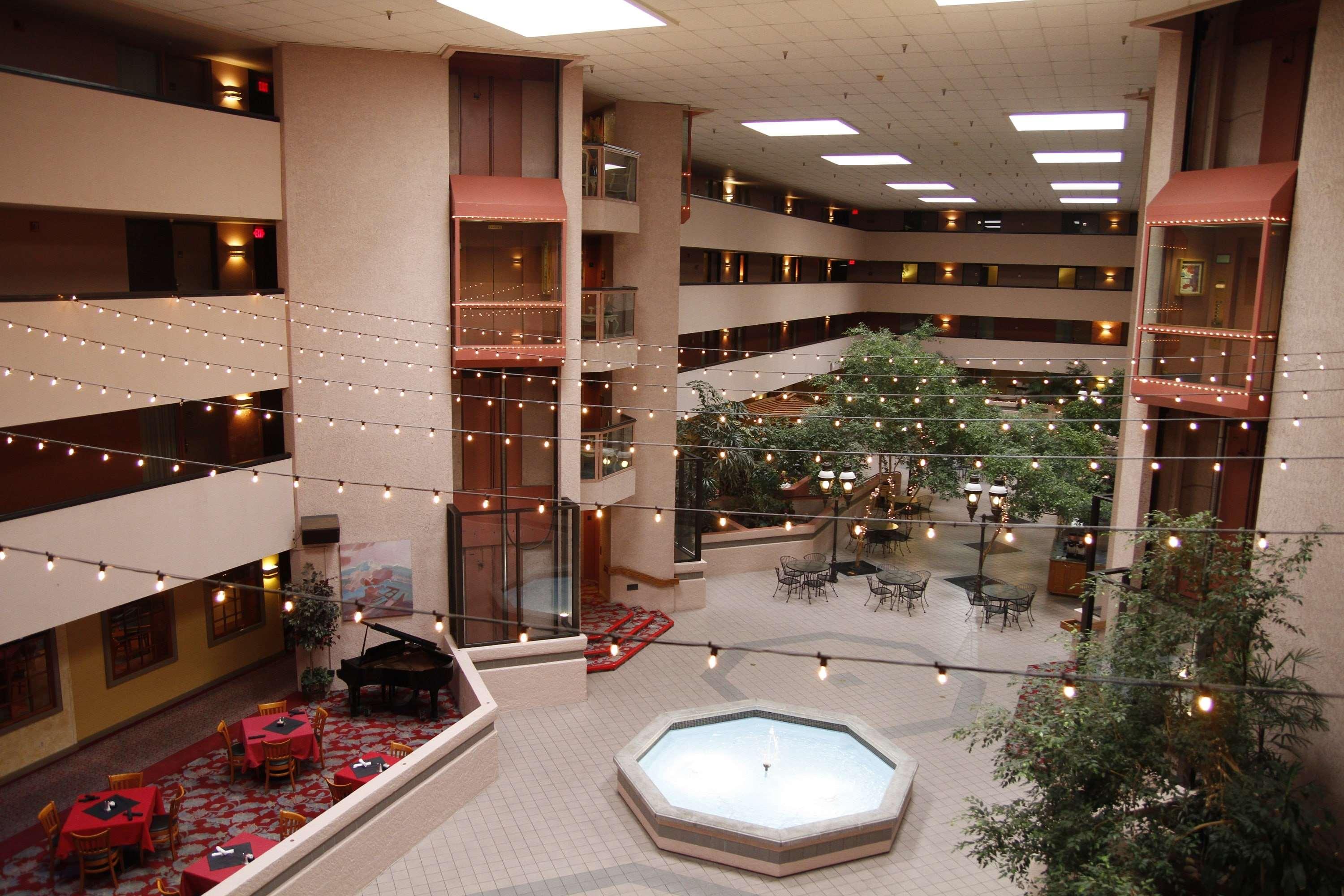 Ramada by Wyndham Viscount Suites Tucson East — photo 4