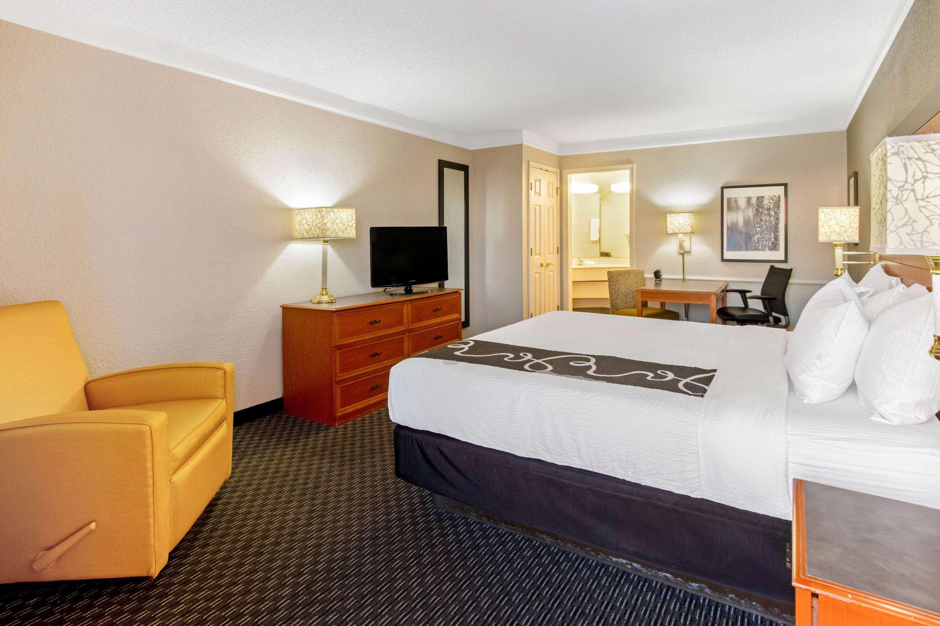 La Quinta Inn by Wyndham Santa Fe — photo 5