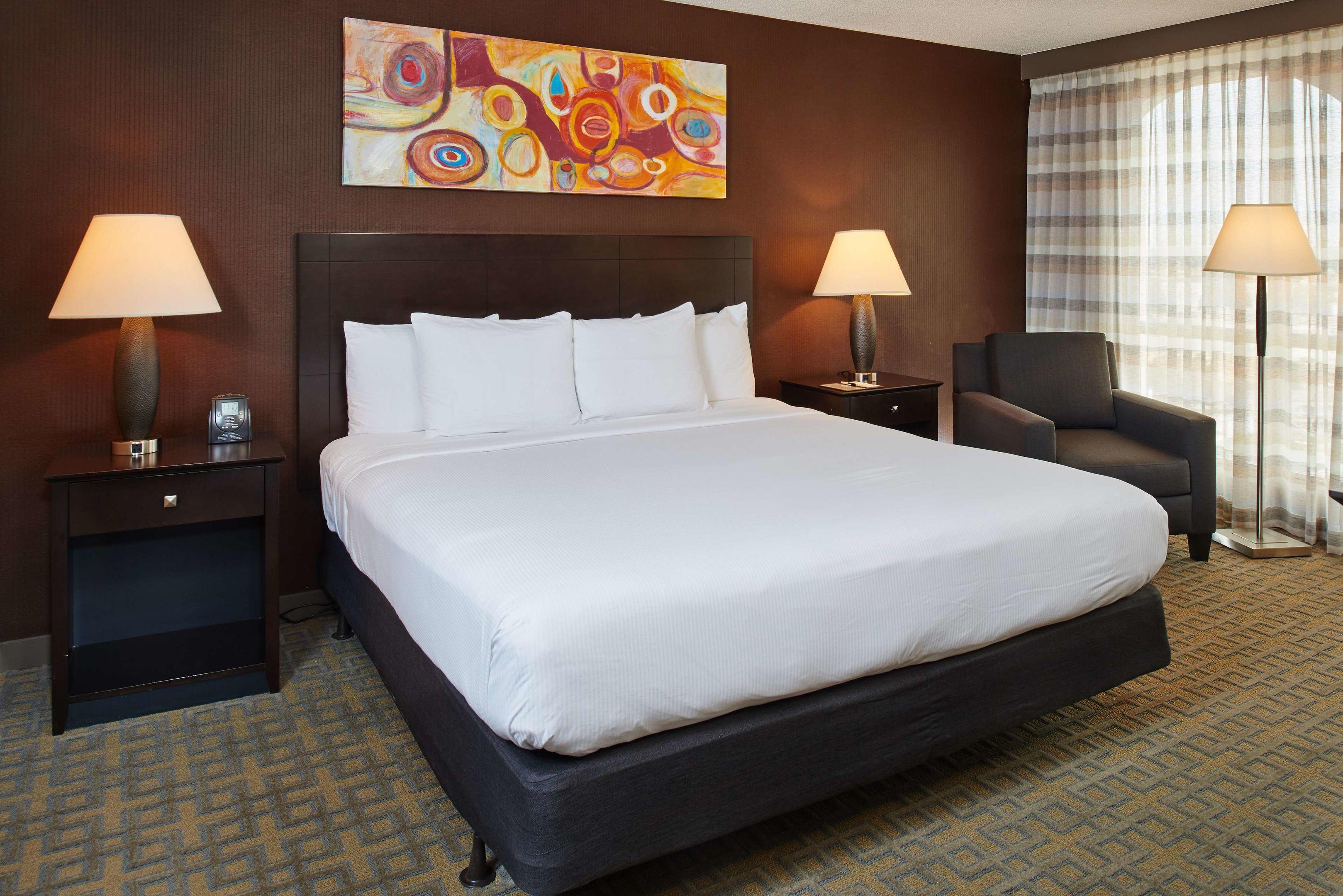 DoubleTree by Hilton Hotel Dallas - Market Center — photo 4