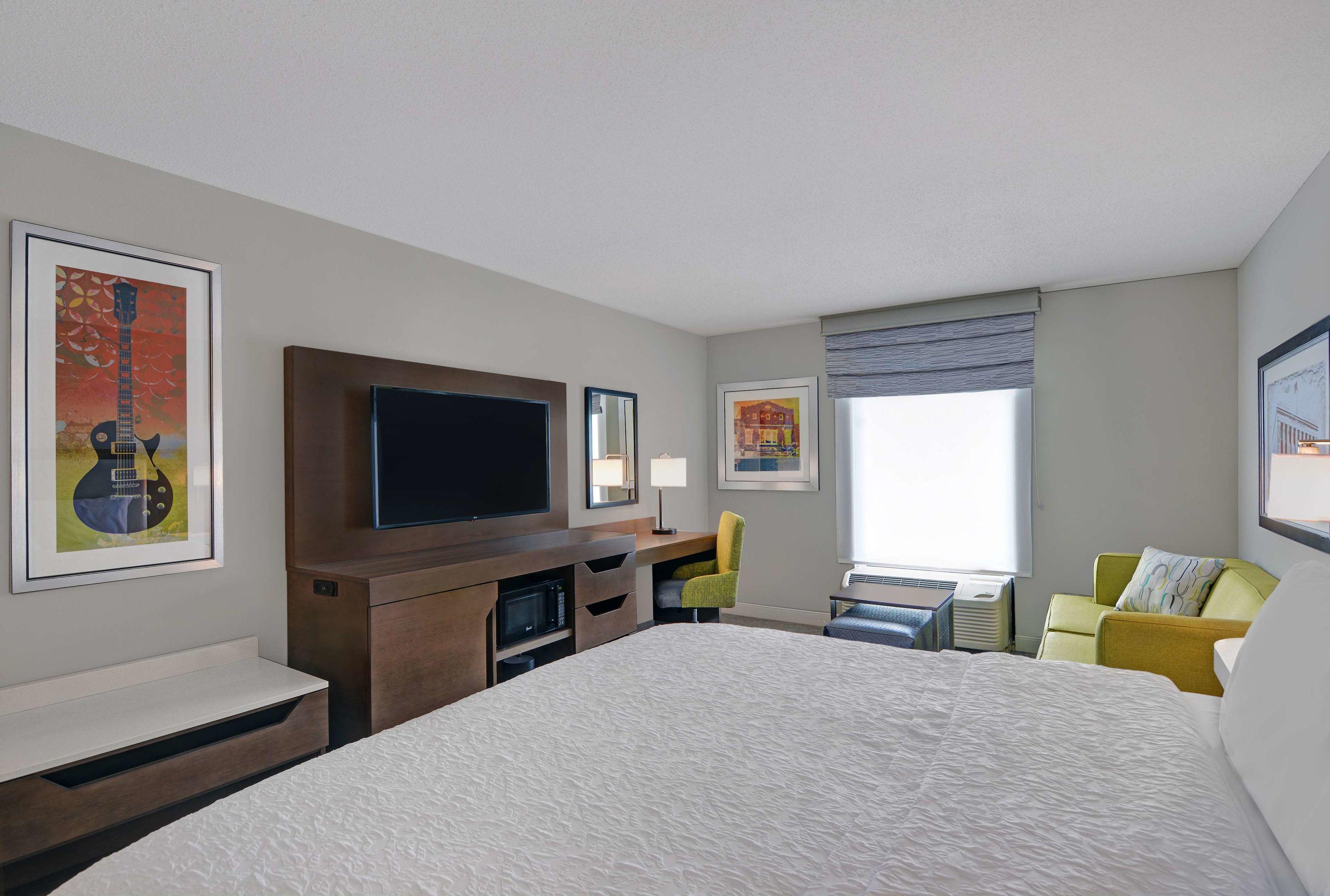 Hampton Inn Gallatin — photo 4
