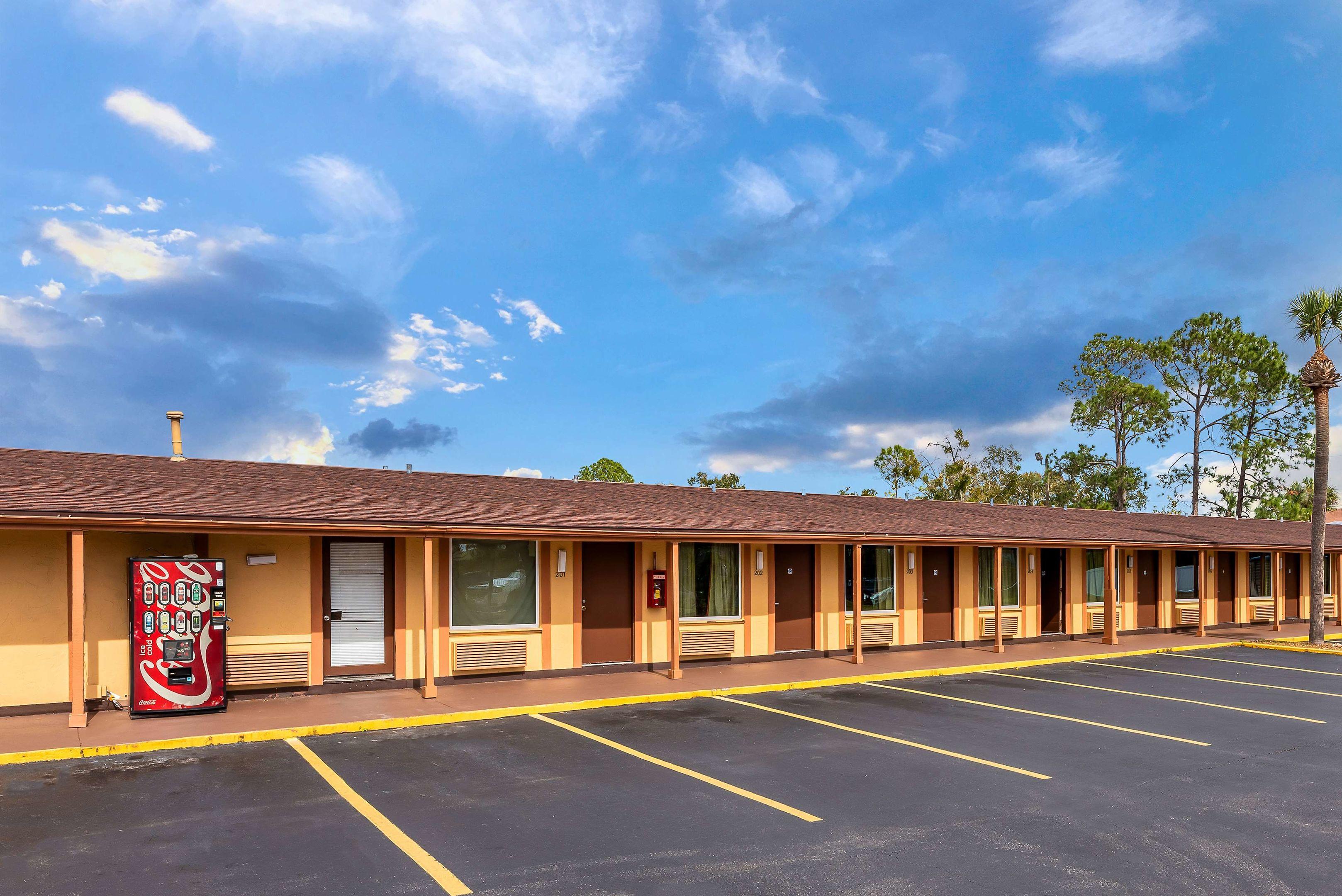 Knights Inn Maingate Kissimmee — photo 4