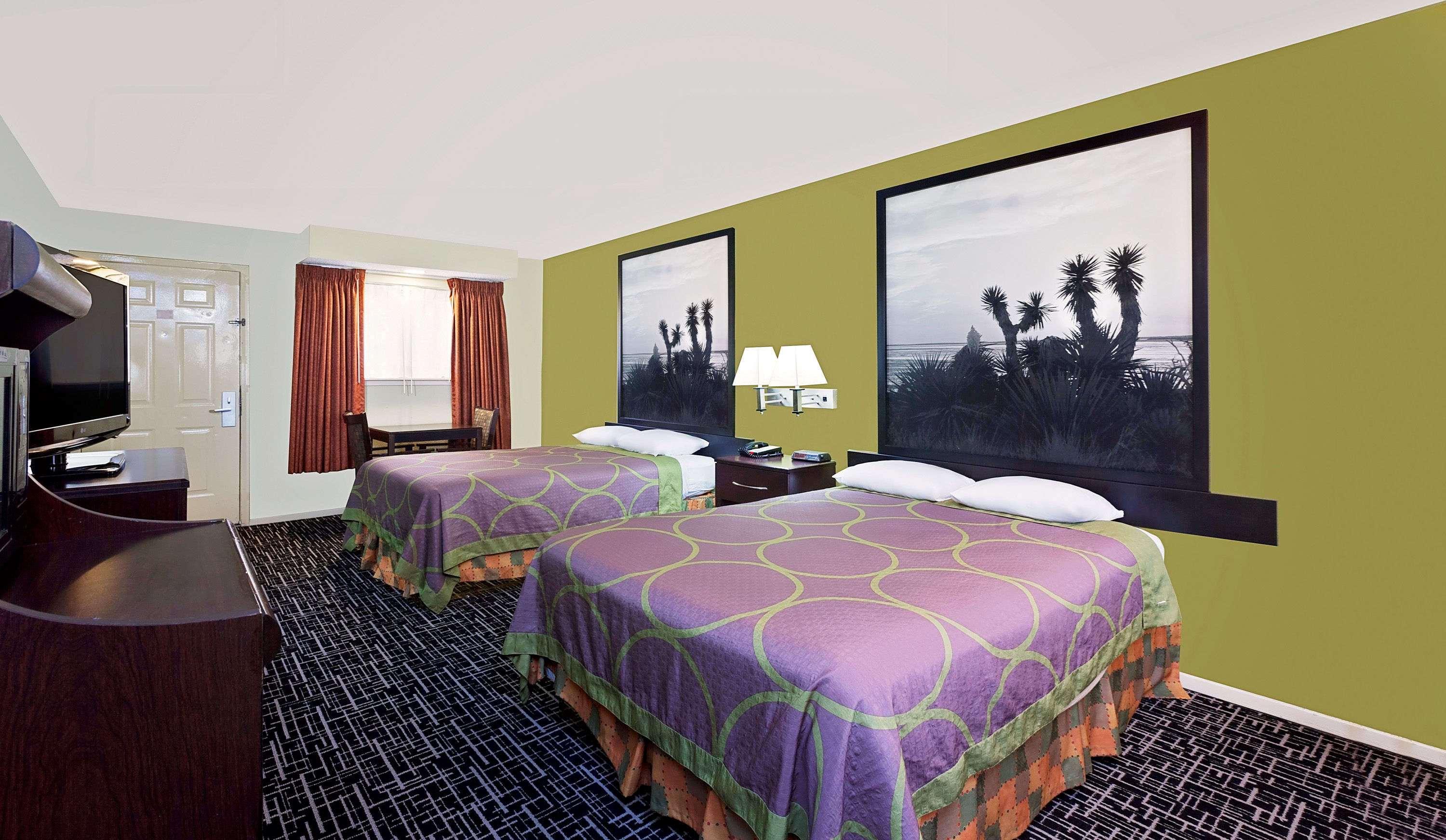 Super 8 by Wyndham Corpus Christi Northwest — photo 5