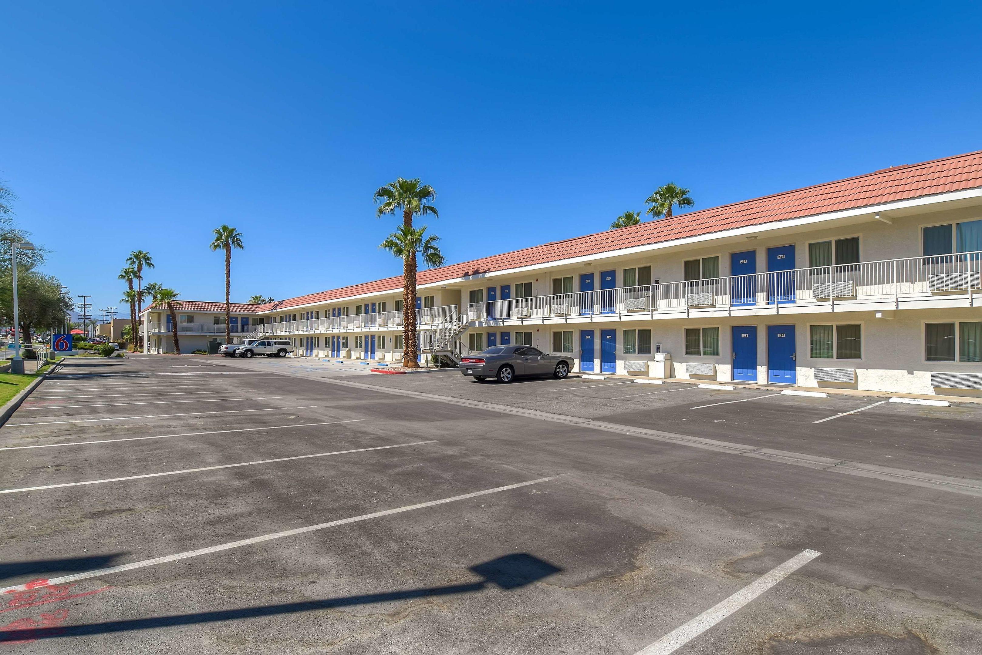 Motel 6 Palm Springs - Rancho Mirage — photo 5