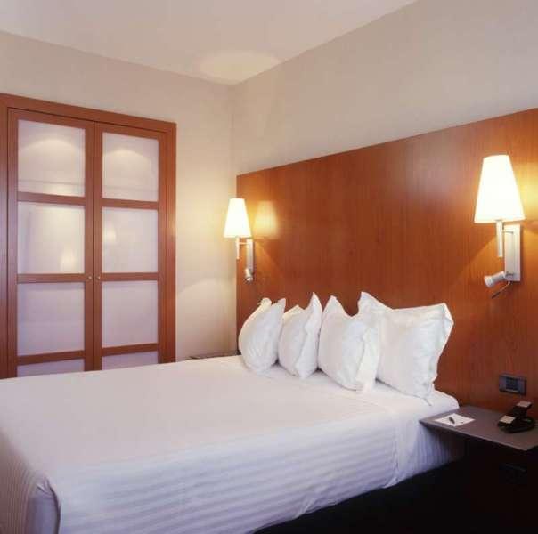 B&B Hotel Granada Estación — photo 4